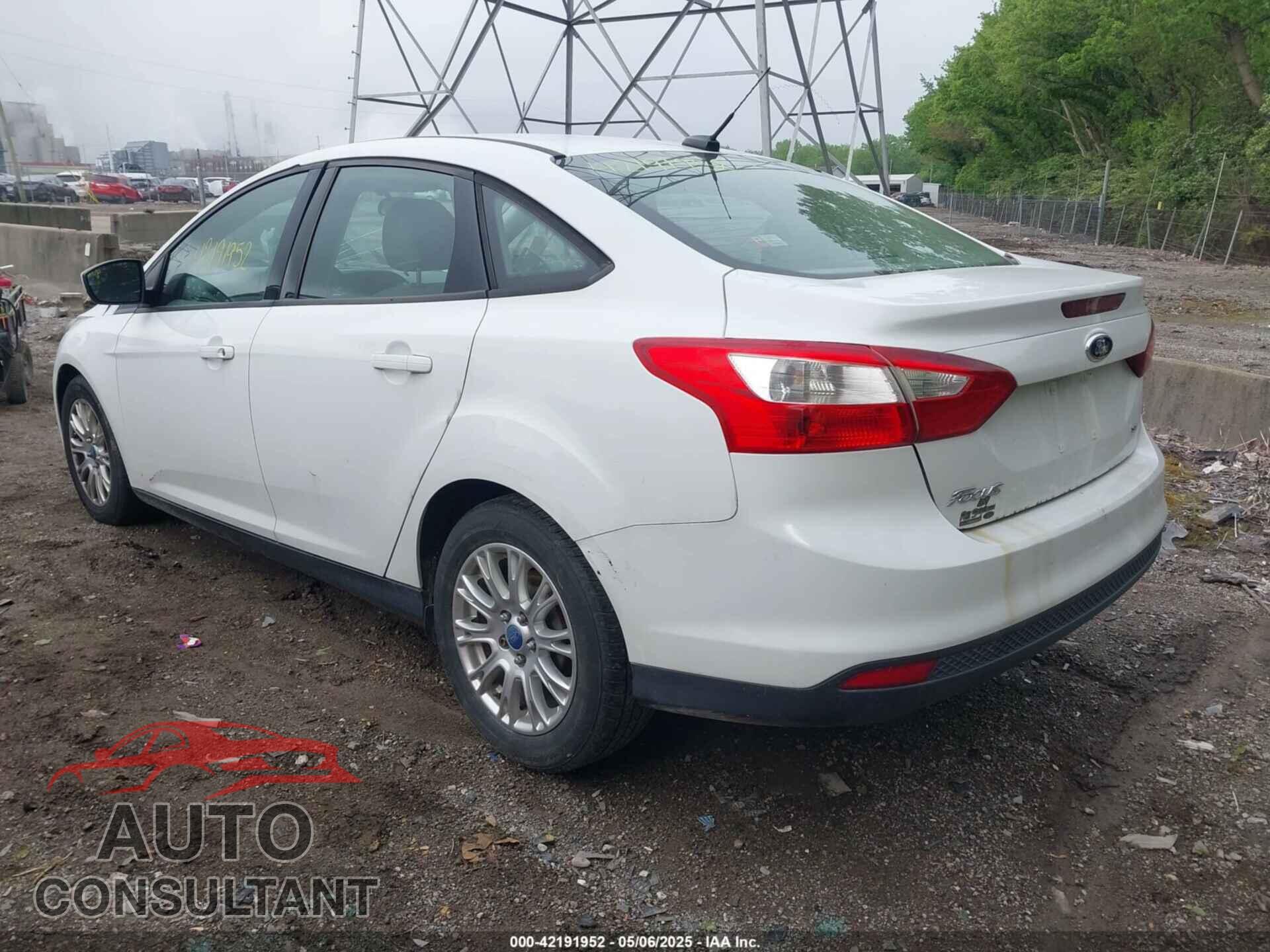 FORD FOCUS 2012 - 1FAHP3F23CL397771