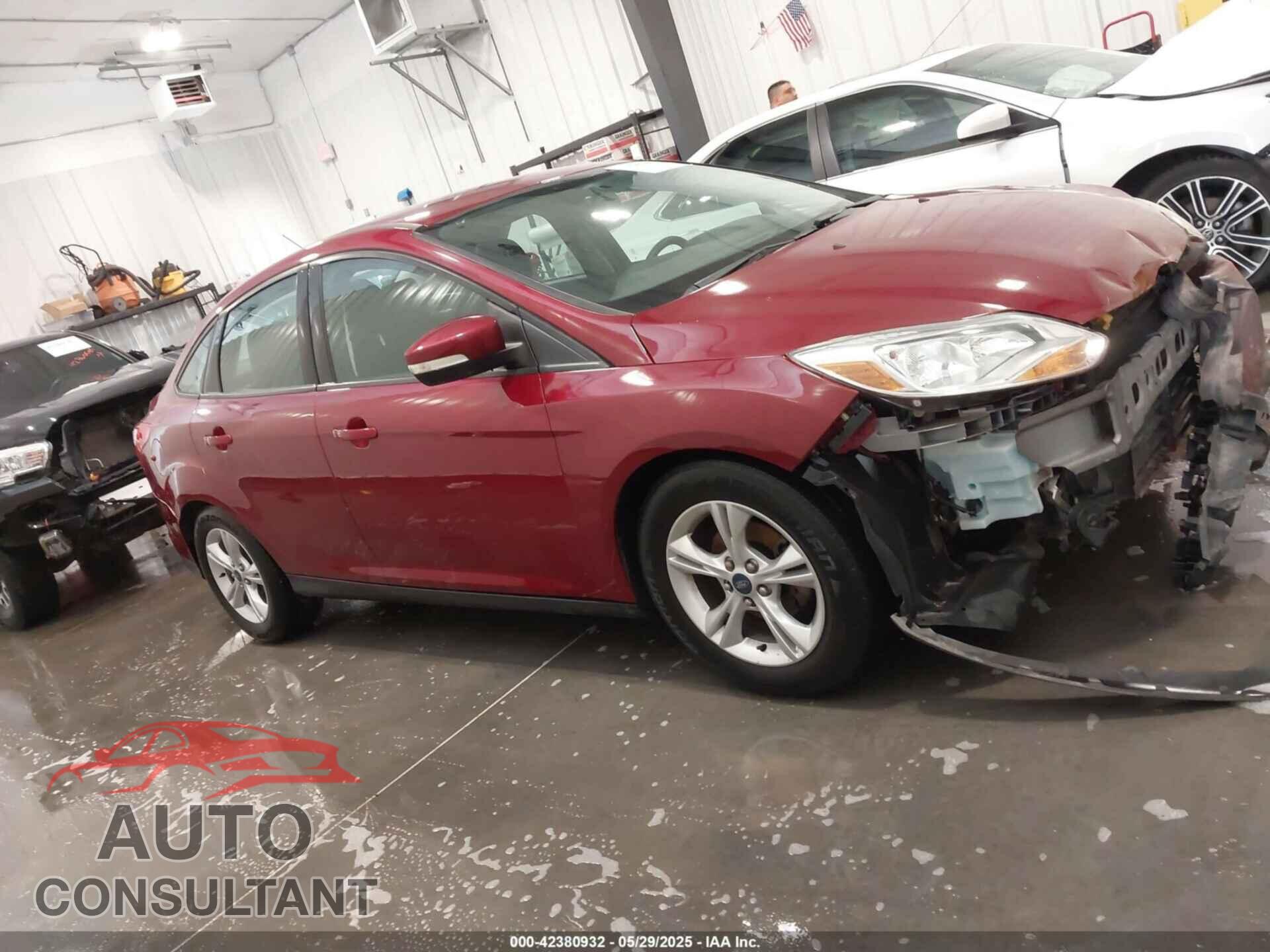 FORD FOCUS 2014 - 1FADP3F28EL247396