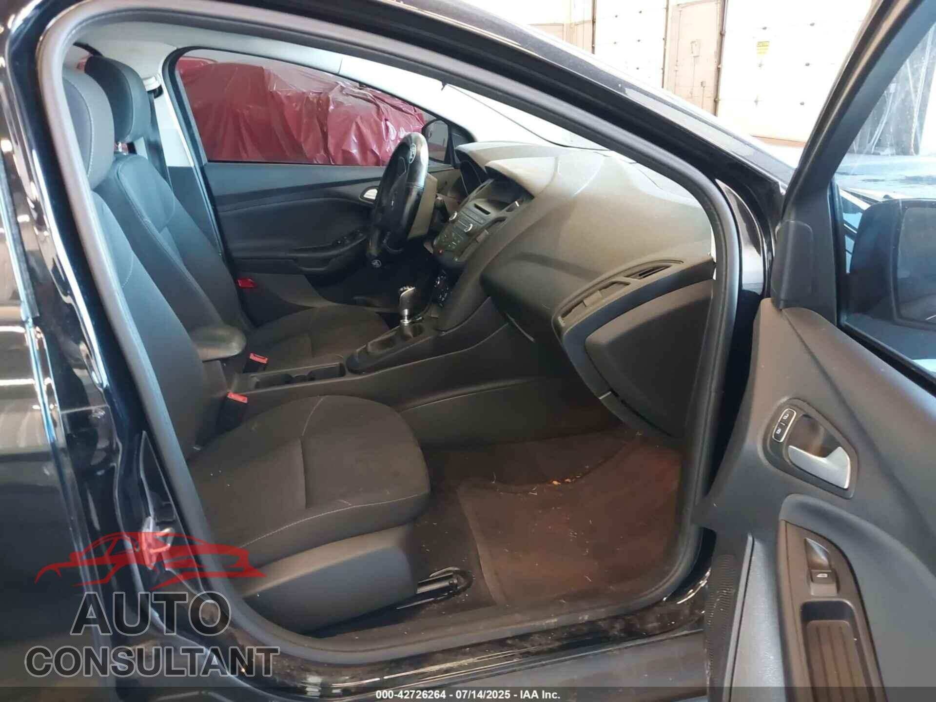 FORD FOCUS 2017 - 1FADP3FE2HL238045