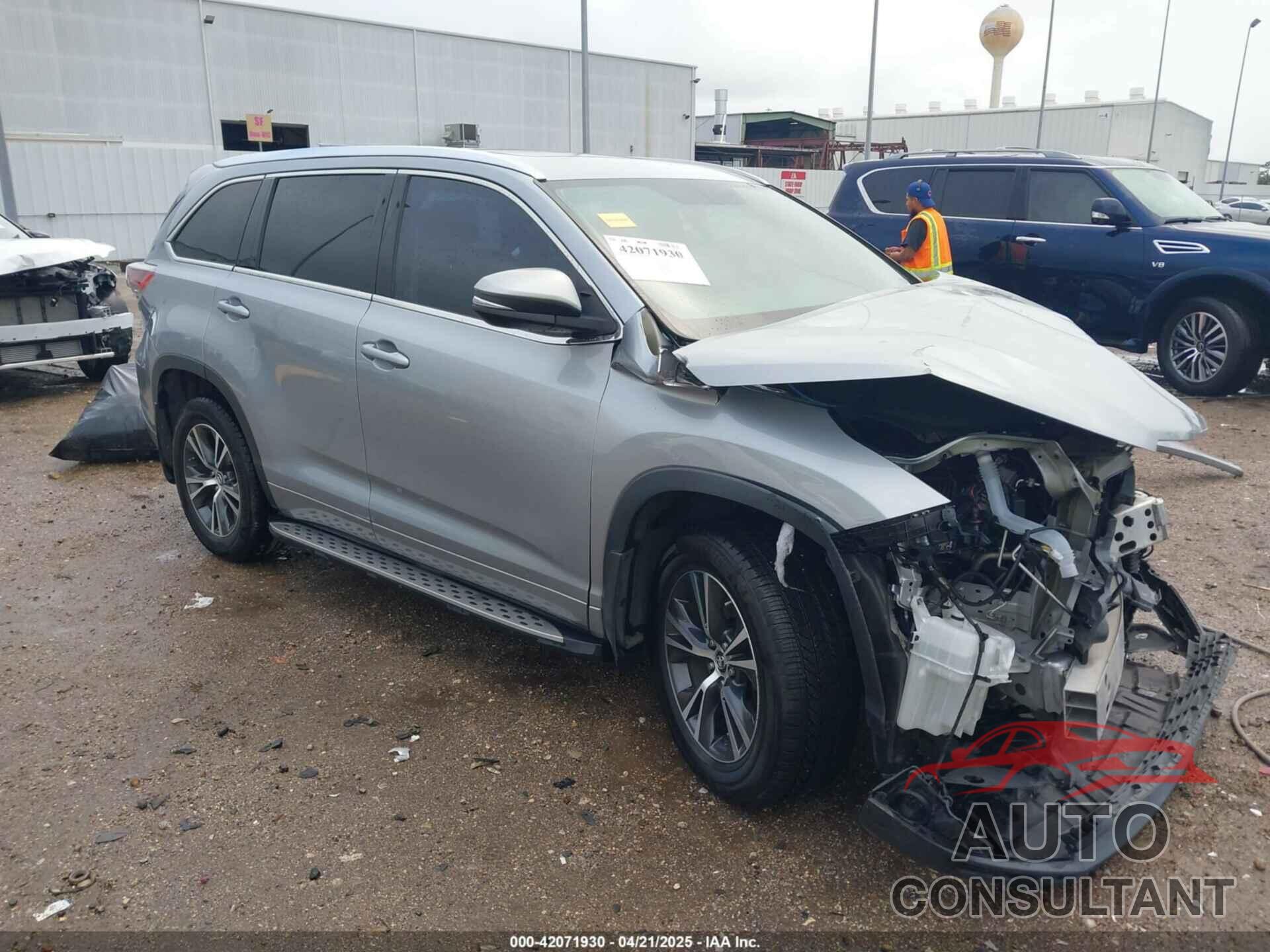 TOYOTA HIGHLANDER 2016 - 5TDKKRFH1GS152719