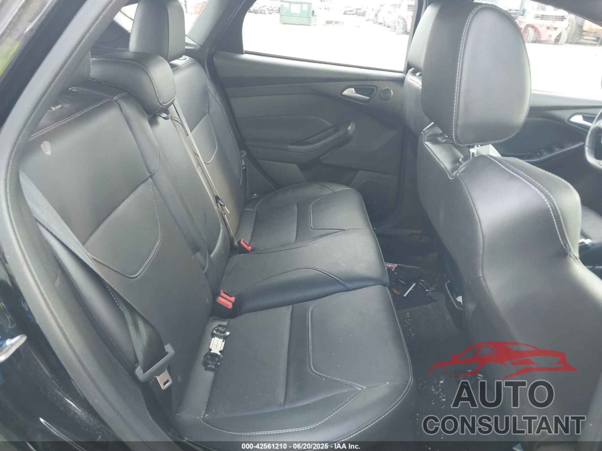 FORD FOCUS ST 2017 - 1FADP3L92HL234049