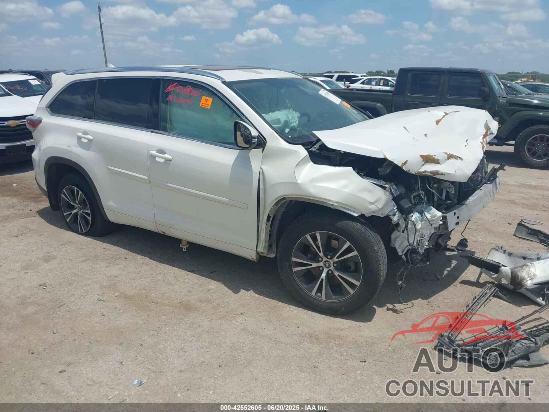 TOYOTA HIGHLANDER 2016 - 5TDKKRFH9GS129284