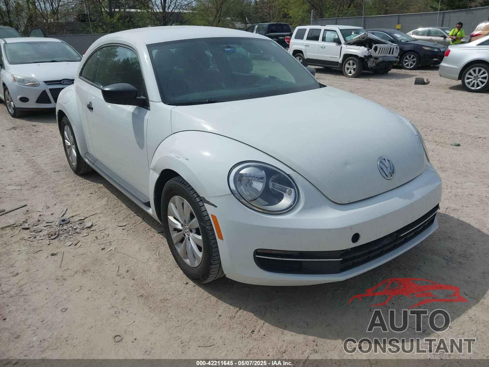 VOLKSWAGEN BEETLE 2014 - 3VWF17AT0EM657777