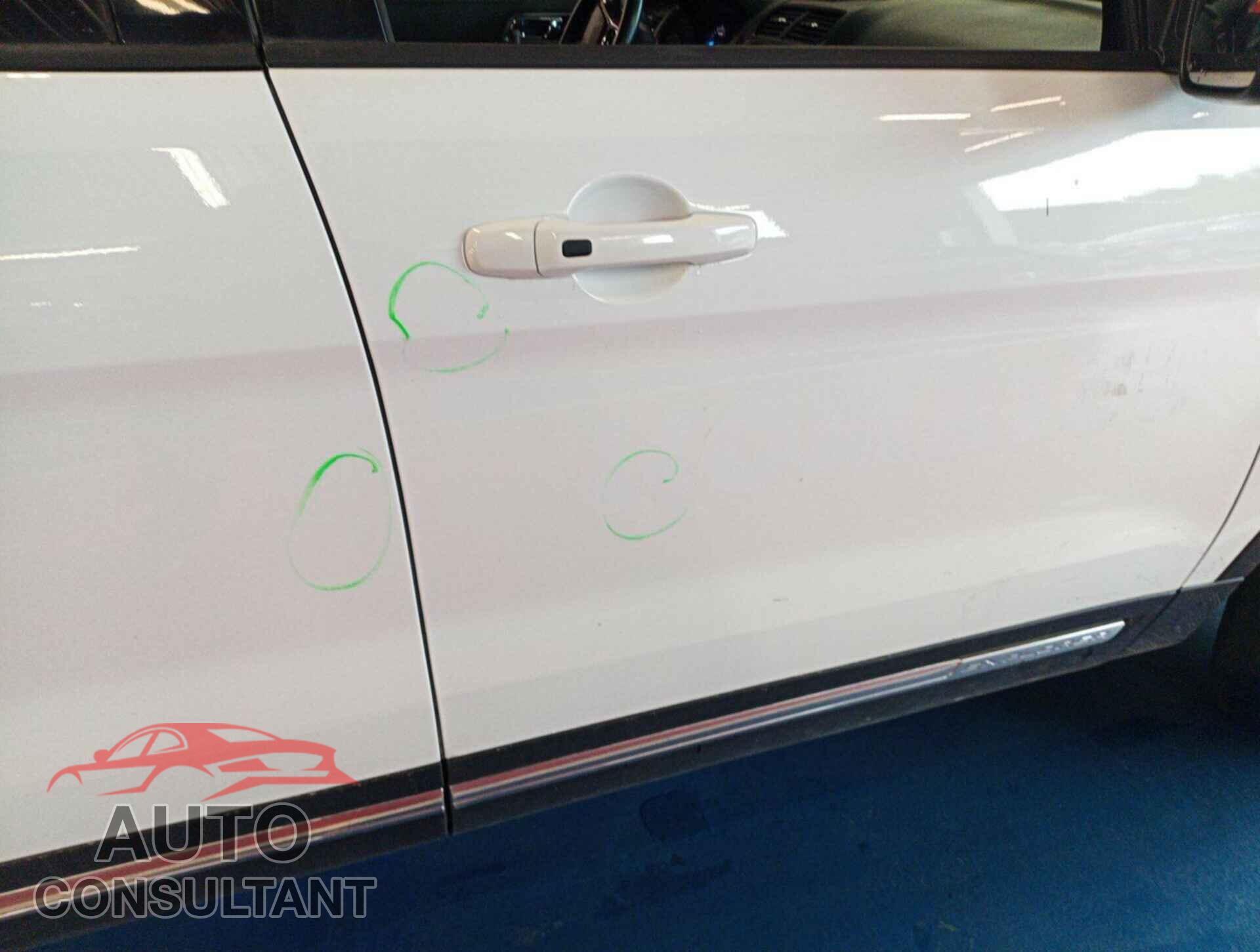 FORD EXPLORER 2018 - 1FM5K8D88JGC77210