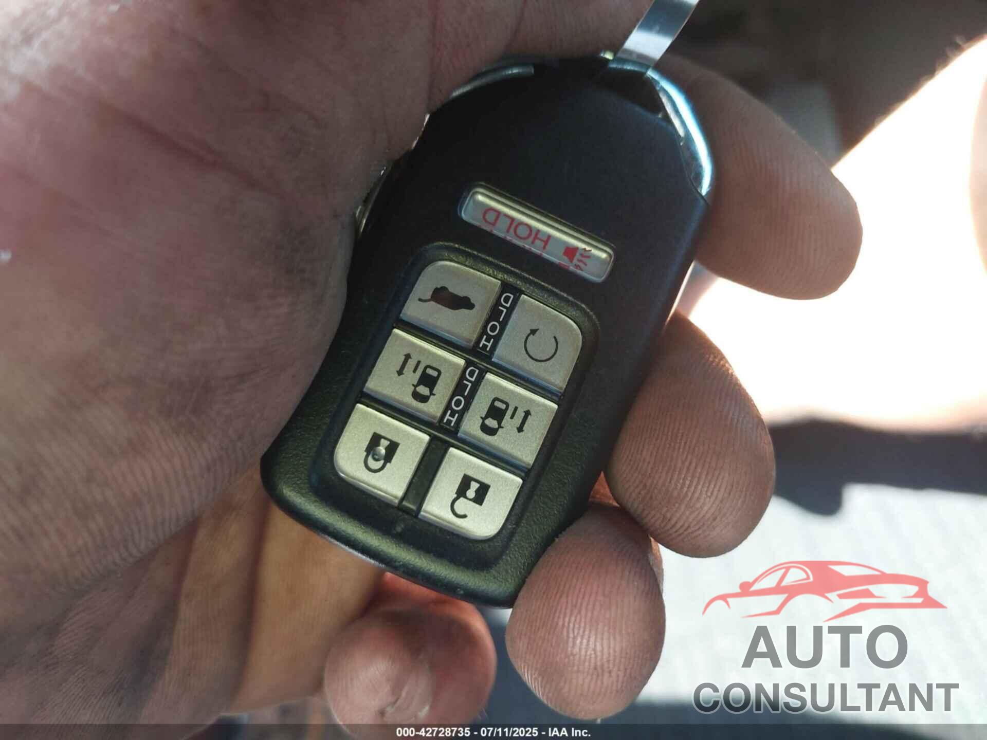 HONDA ODYSSEY 2023 - 5FNRL6H81PB068394
