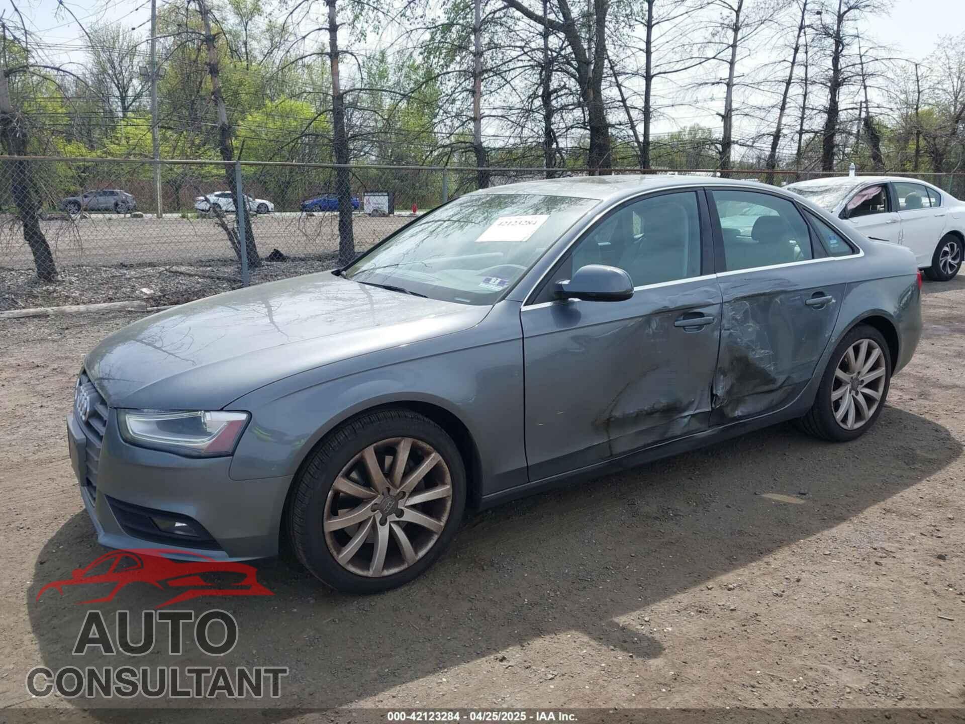 AUDI A4 2013 - WAUFFAFL0DN040987