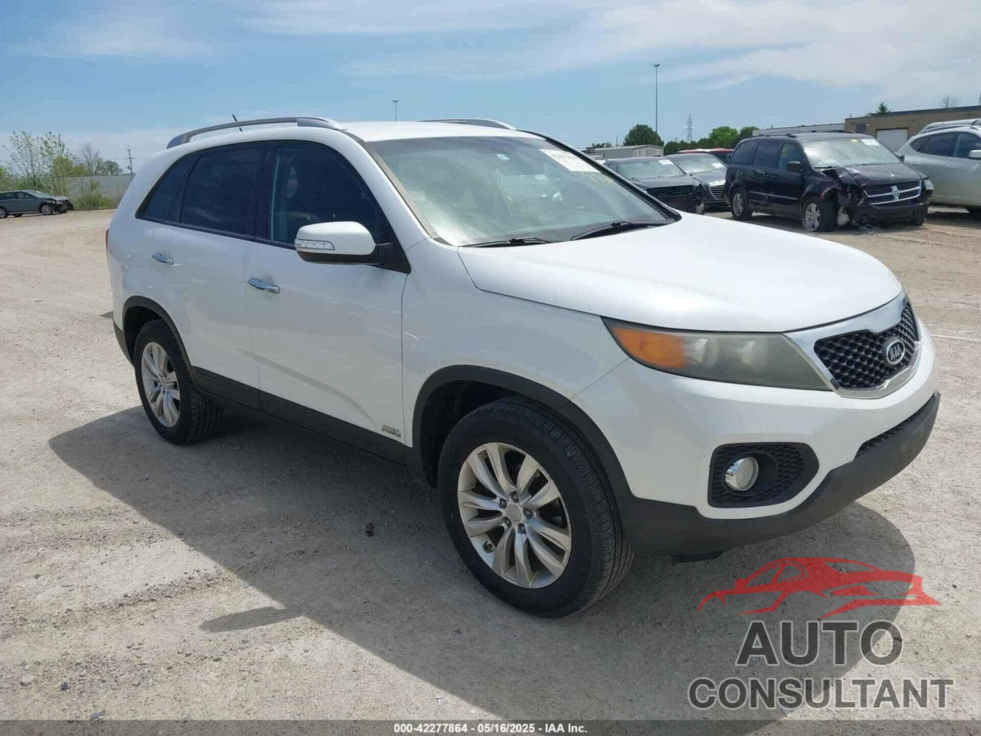 KIA SORENTO 2011 - 5XYKTDA22BG078283