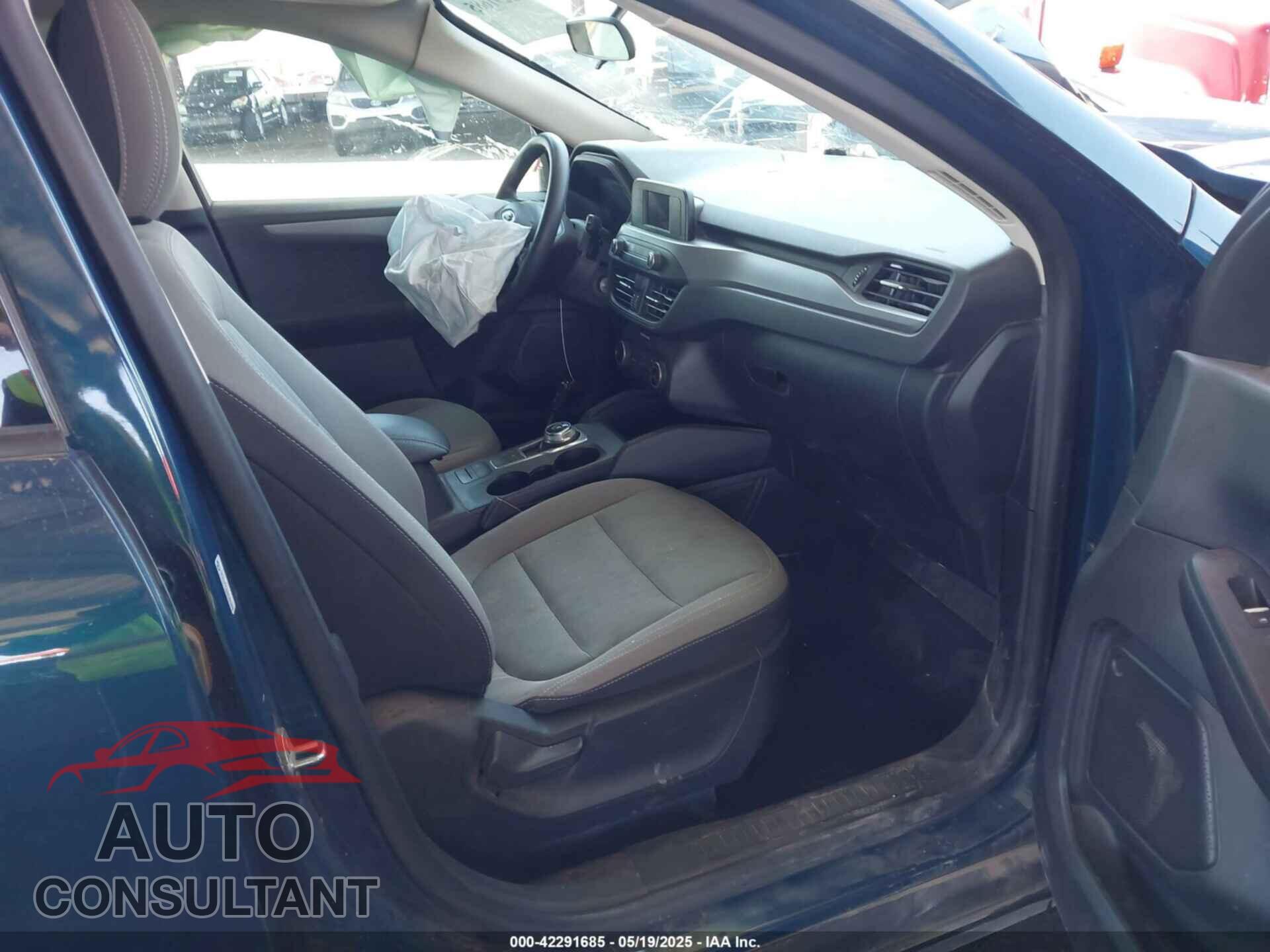 FORD ESCAPE 2020 - 1FMCU0F63LUA57573