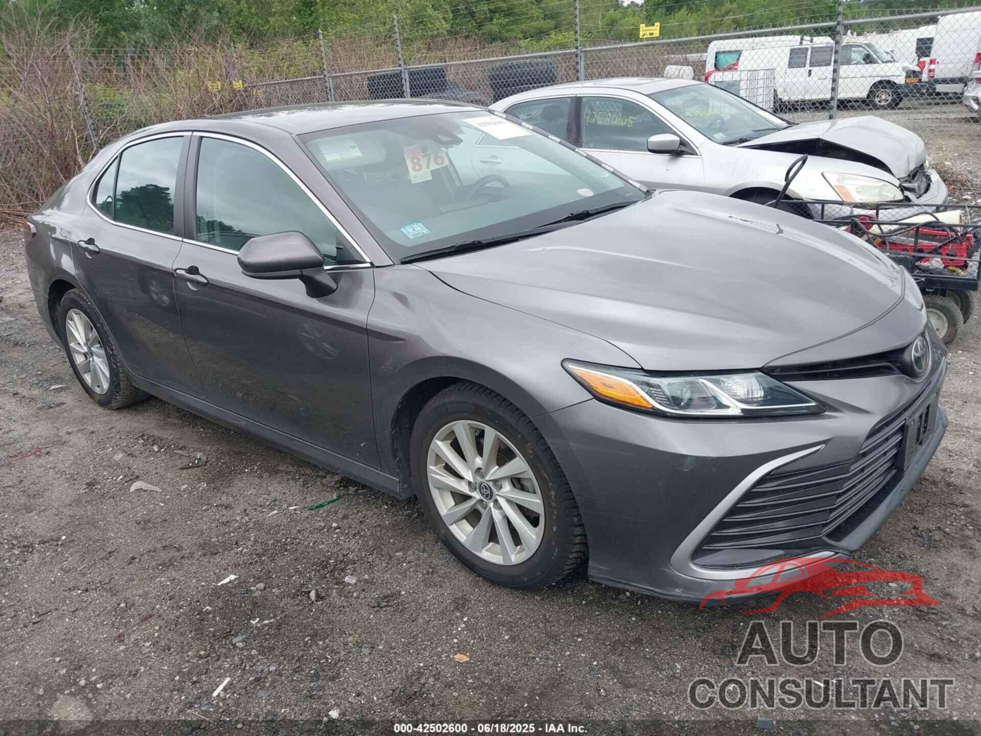 TOYOTA CAMRY 2021 - 4T1C11BK5MU028031