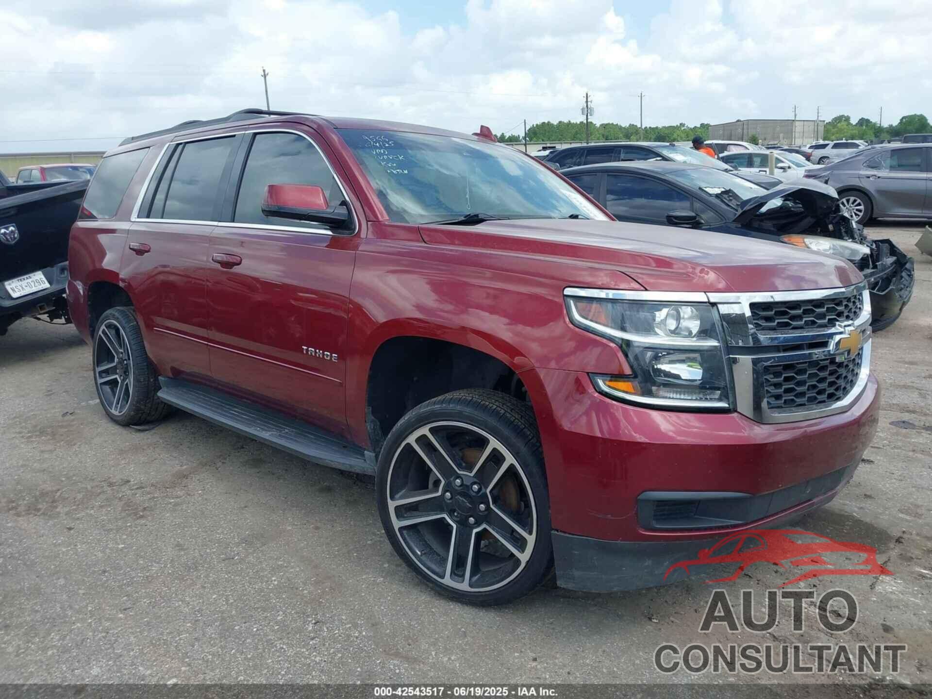 CHEVROLET TAHOE 2017 - 1GNSCAKC7HR260133