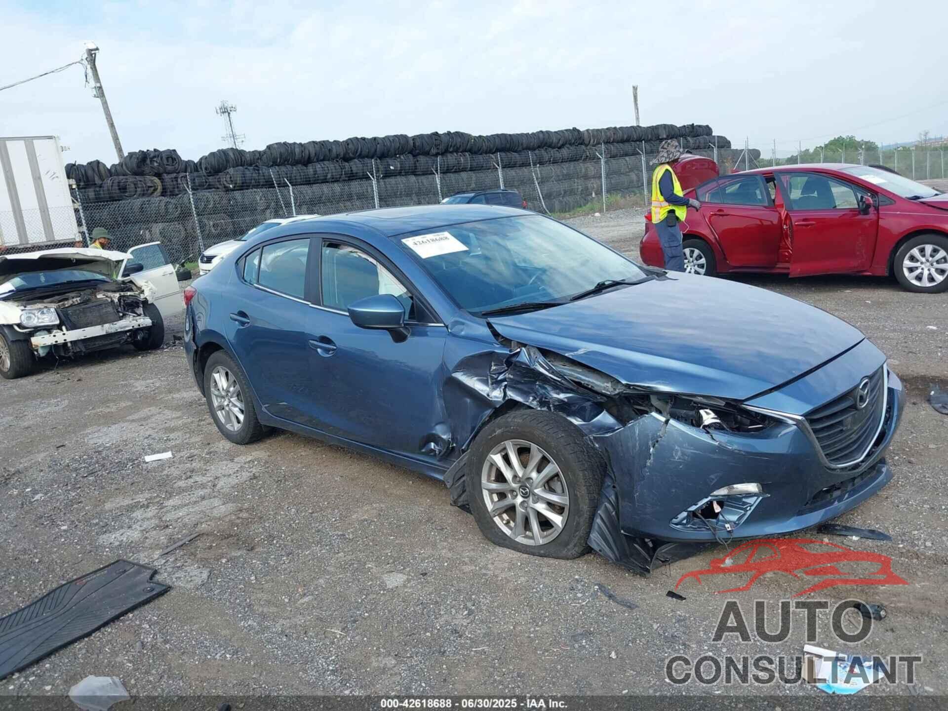 MAZDA MAZDA3 2014 - JM1BM1V77E1143182