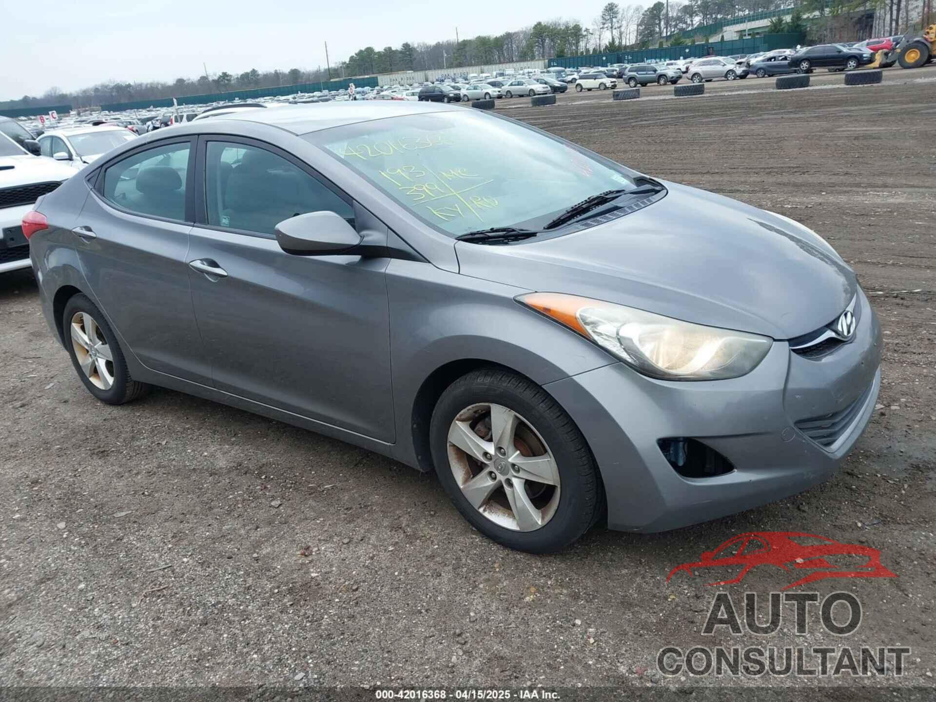 HYUNDAI ELANTRA 2012 - 5NPDH4AE4CH062827