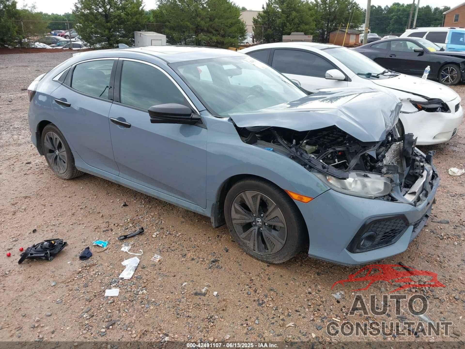 HONDA CIVIC 2017 - SHHFK7H51HU211359
