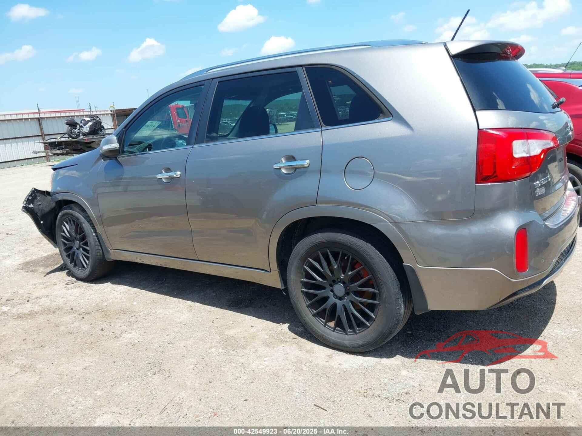 KIA SORENTO 2015 - 5XYKW4A71FG633975