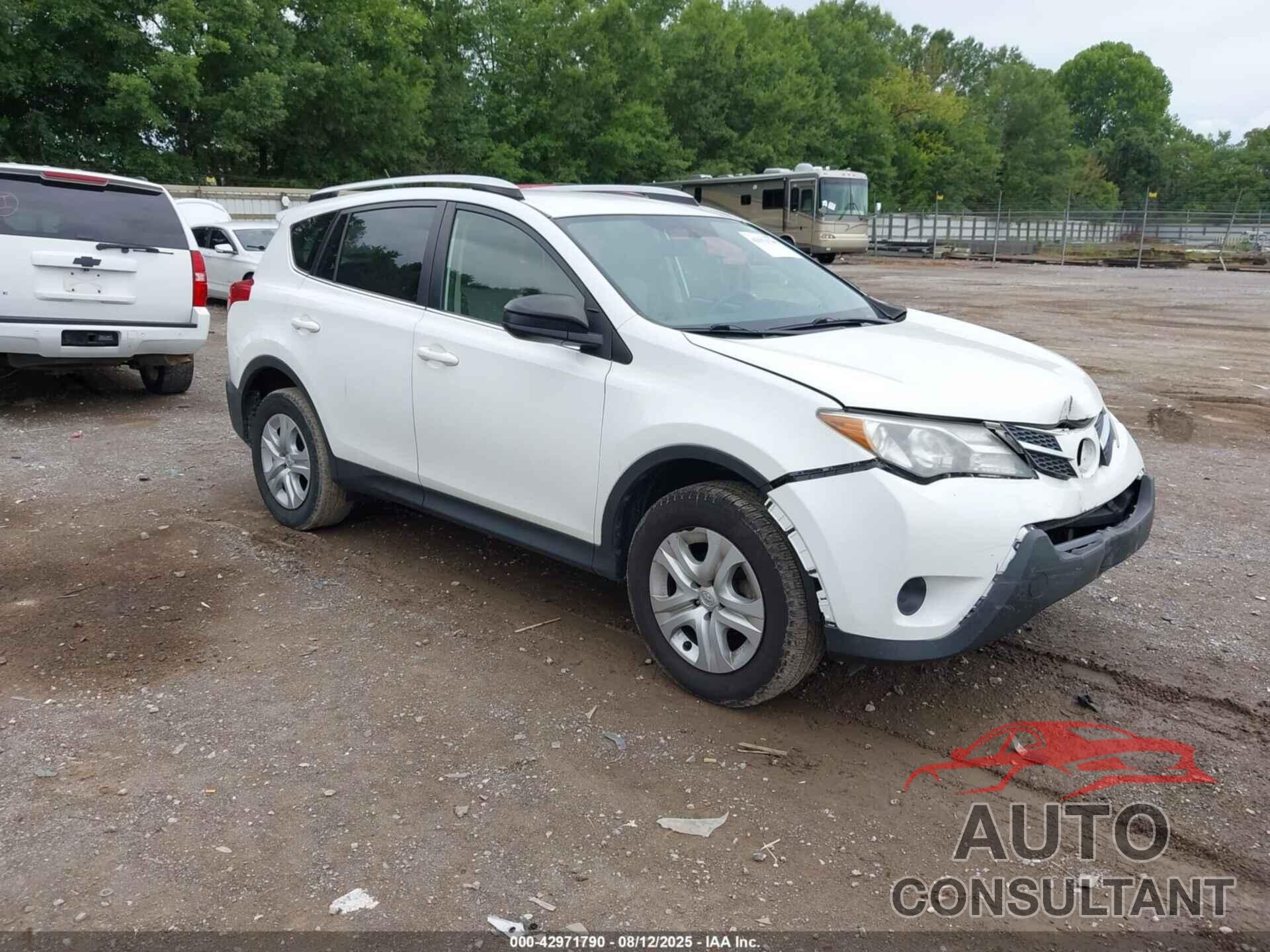 TOYOTA RAV4 2015 - JTMBFREV7FJ016635