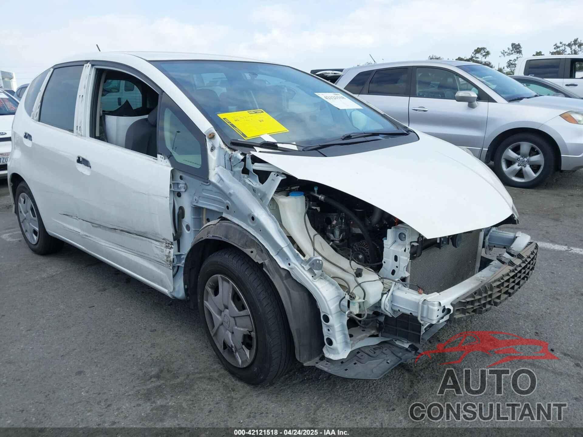 HONDA FIT 2013 - JHMGE8H31DC059235