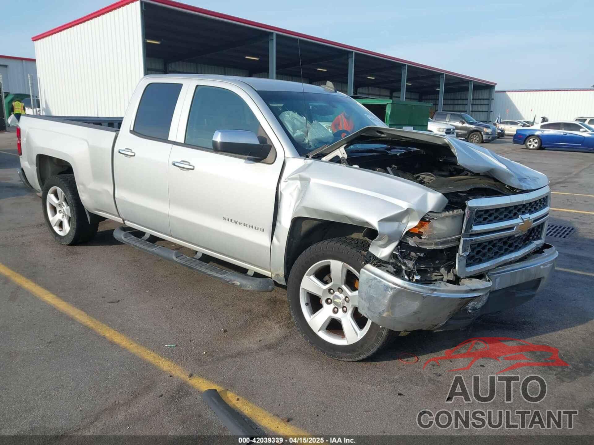 CHEVROLET SILVERADO 1500 2015 - 1GCRCPEHXFZ315124