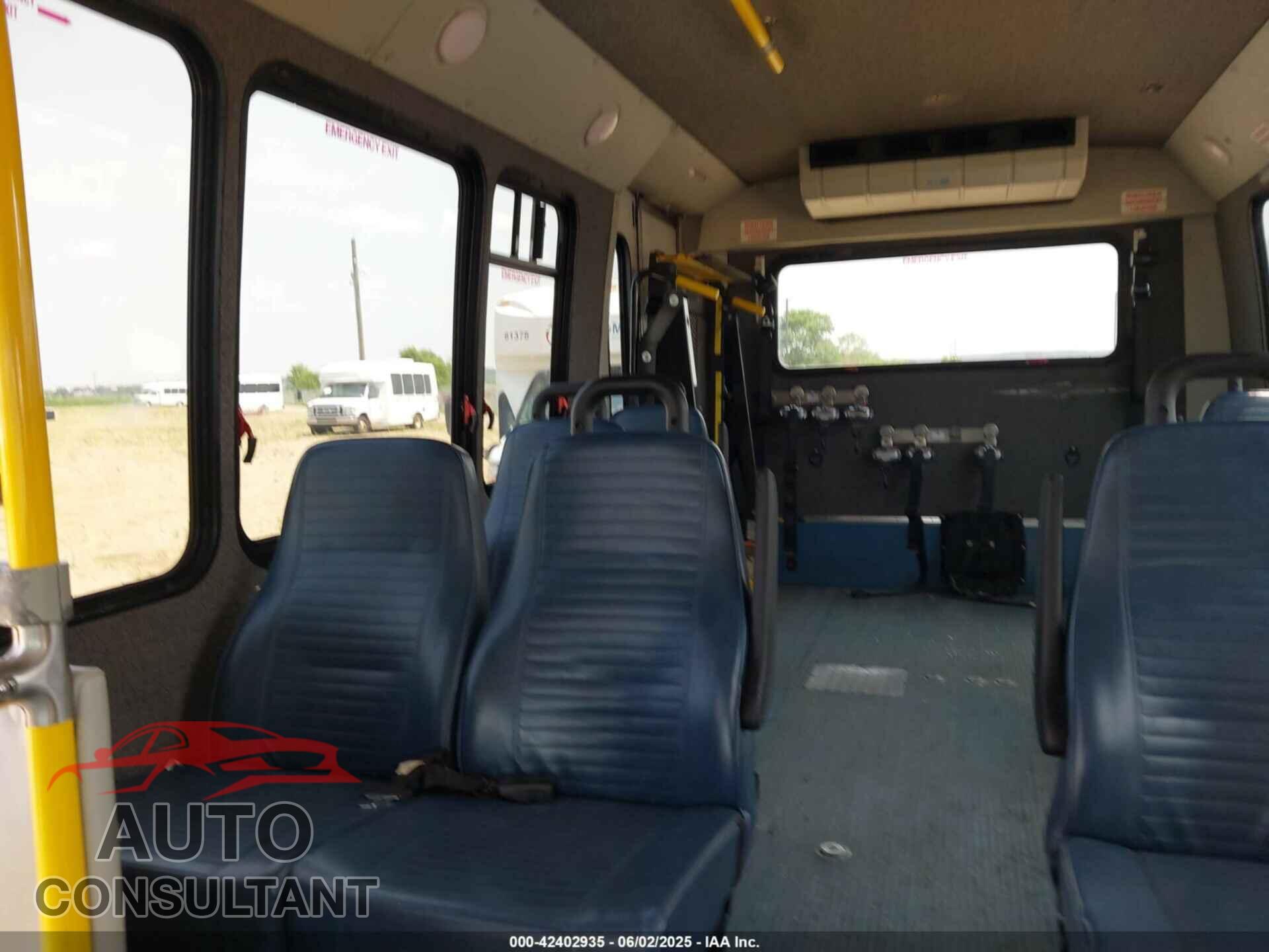 FORD E-450 CUTAWAY 2019 - 1FDFE4FS2KDC59656