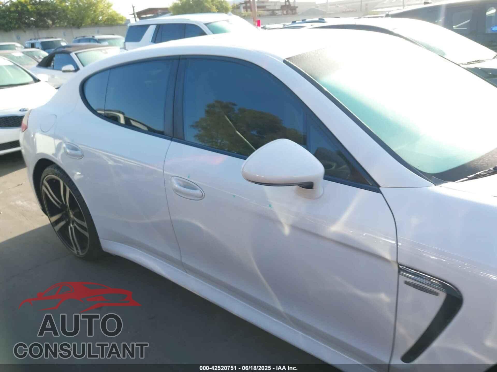 PORSCHE PANAMERA 2011 - WP0AA2A72BL016484