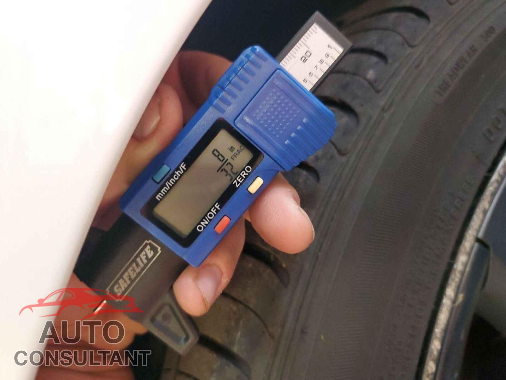 TESLA MODEL 3 2021 - 5YJ3E1EB5MF990410