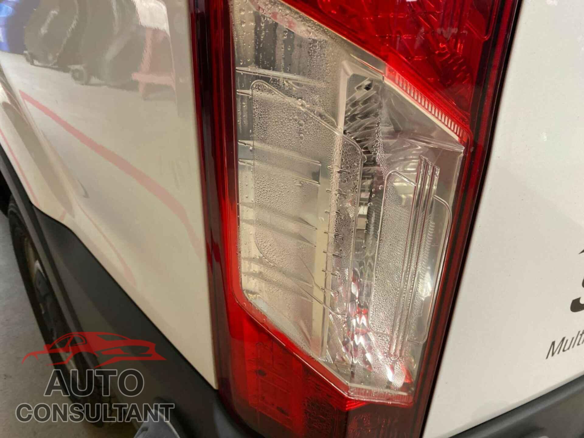 FORD TRANSIT-150 2015 - 1FTNE2YM3FKB29986