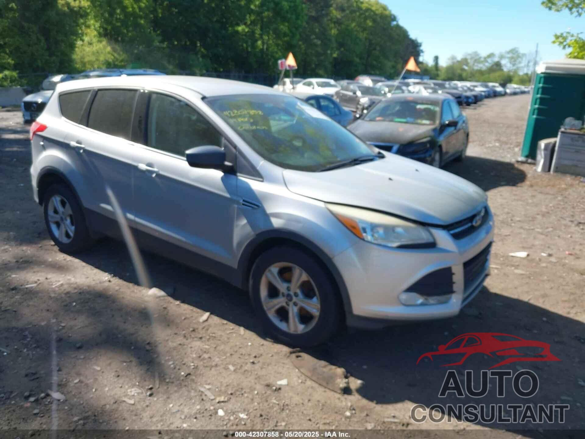 FORD ESCAPE 2014 - 1FMCU0GX7EUB68556