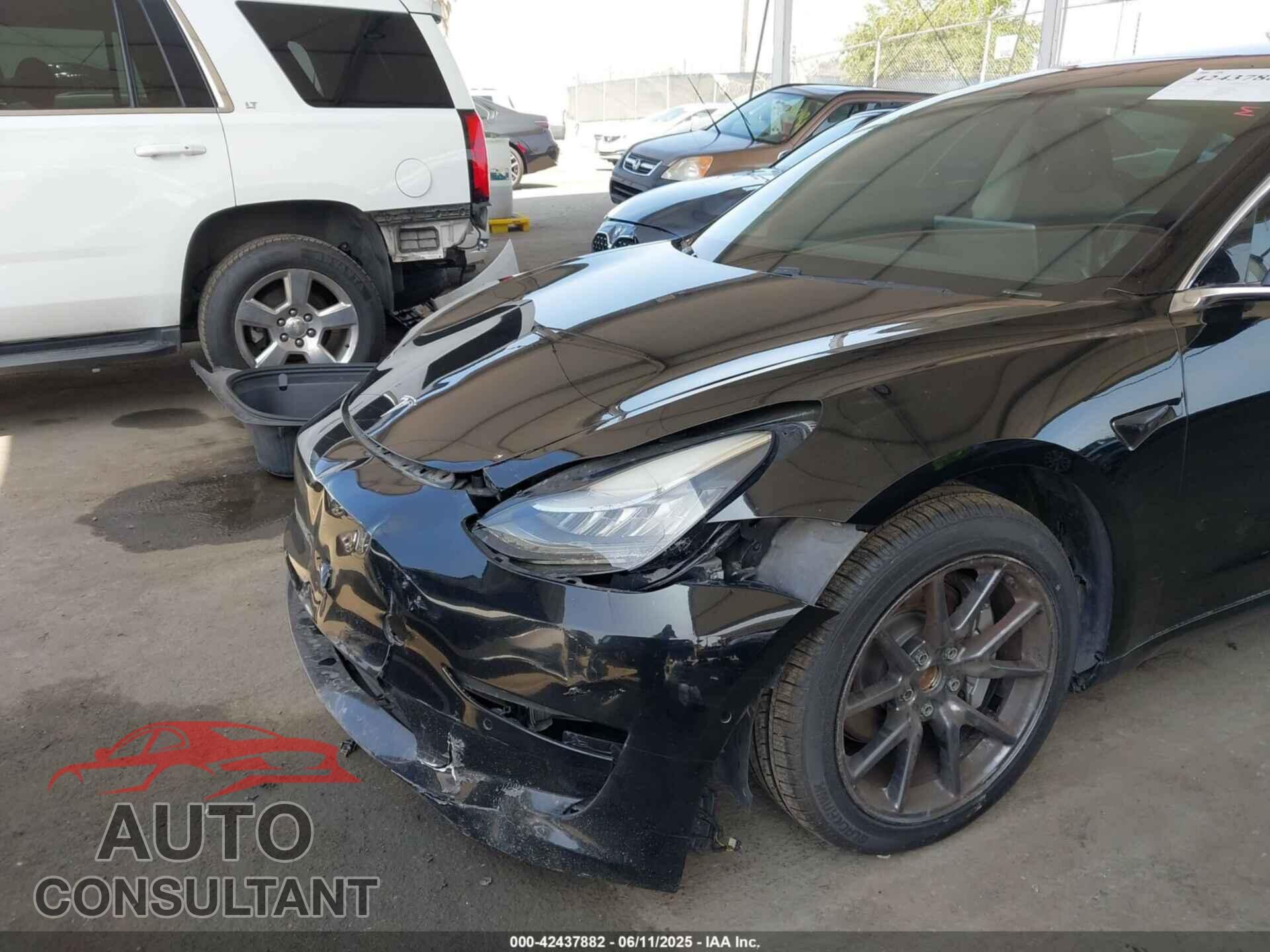 TESLA MODEL 3 2018 - 5YJ3E1EA5JF109014