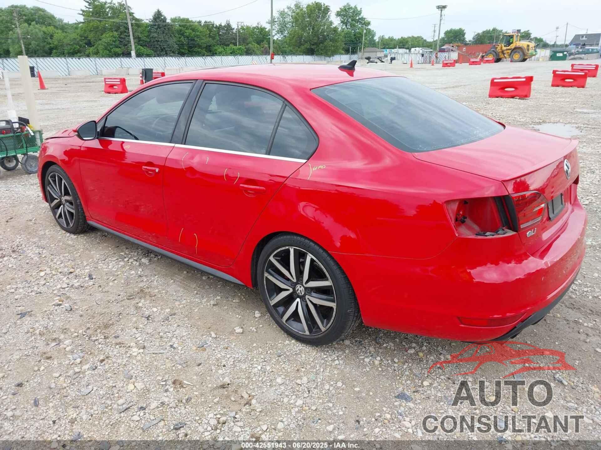 VOLKSWAGEN JETTA 2014 - 3VW4T7AJ9EM351239