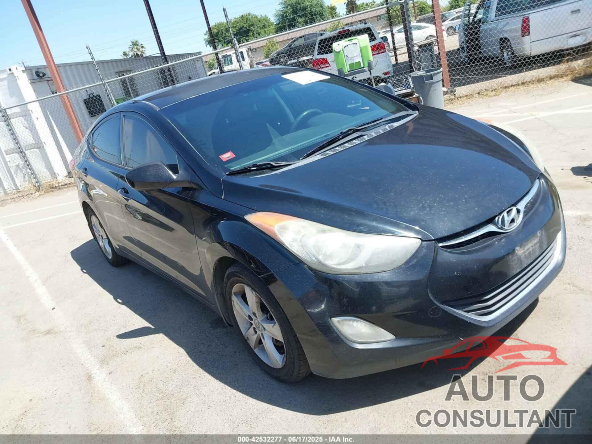 HYUNDAI ELANTRA 2013 - 5NPDH4AE1DH239917