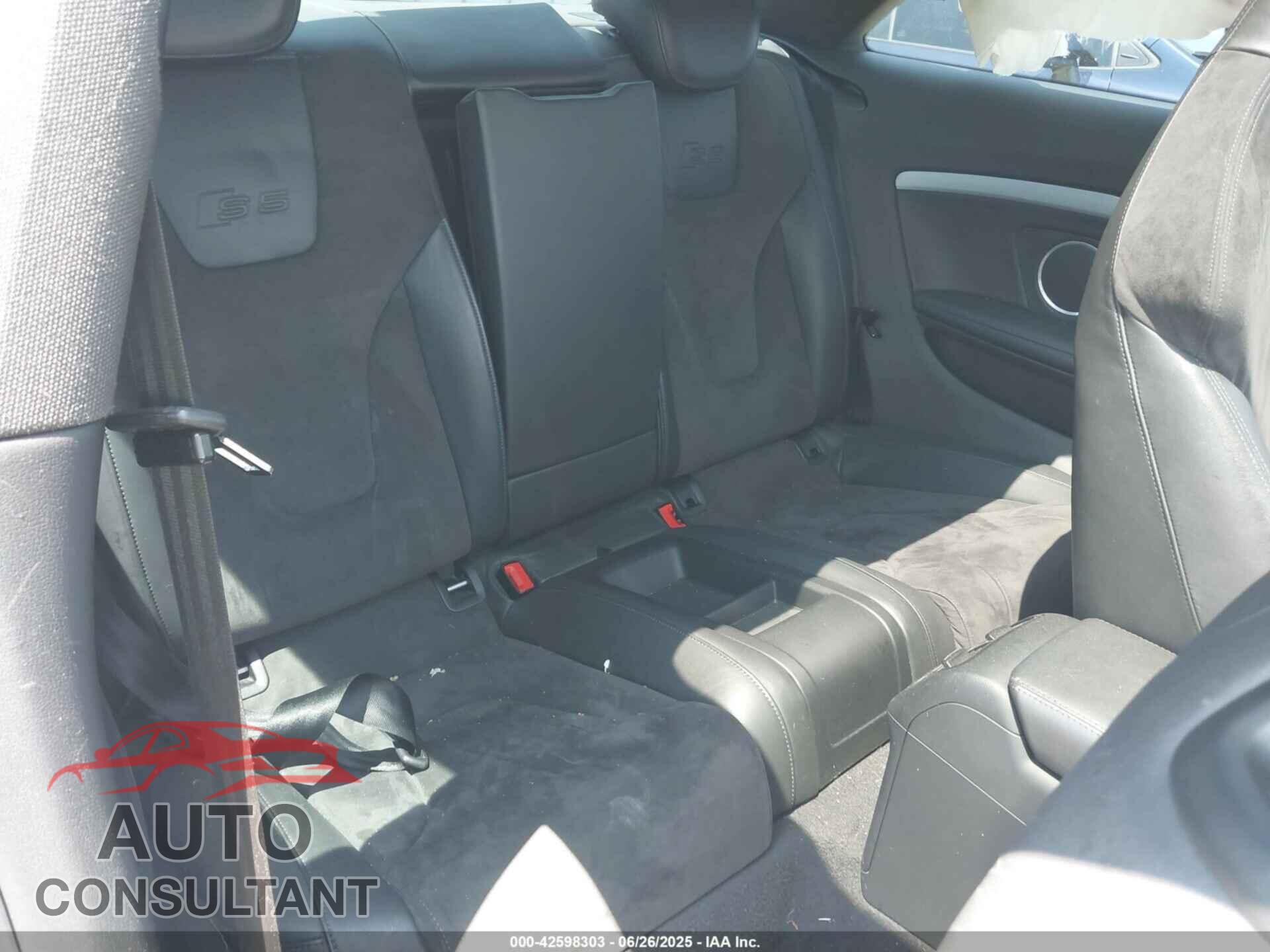 AUDI S5 2012 - WAUVVAFR3CA002484