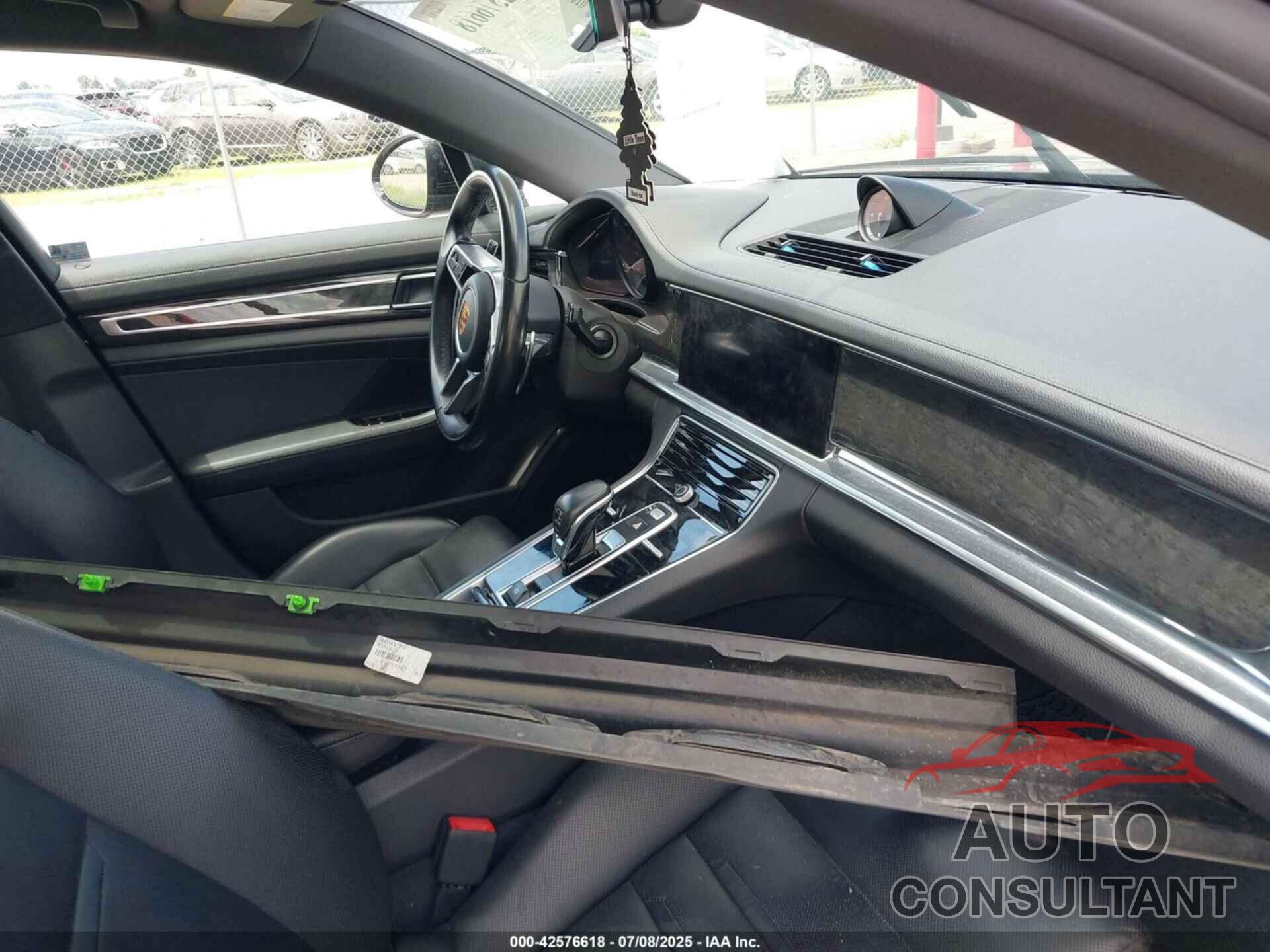 PORSCHE PANAMERA 2018 - WP0AA2A77JL100086