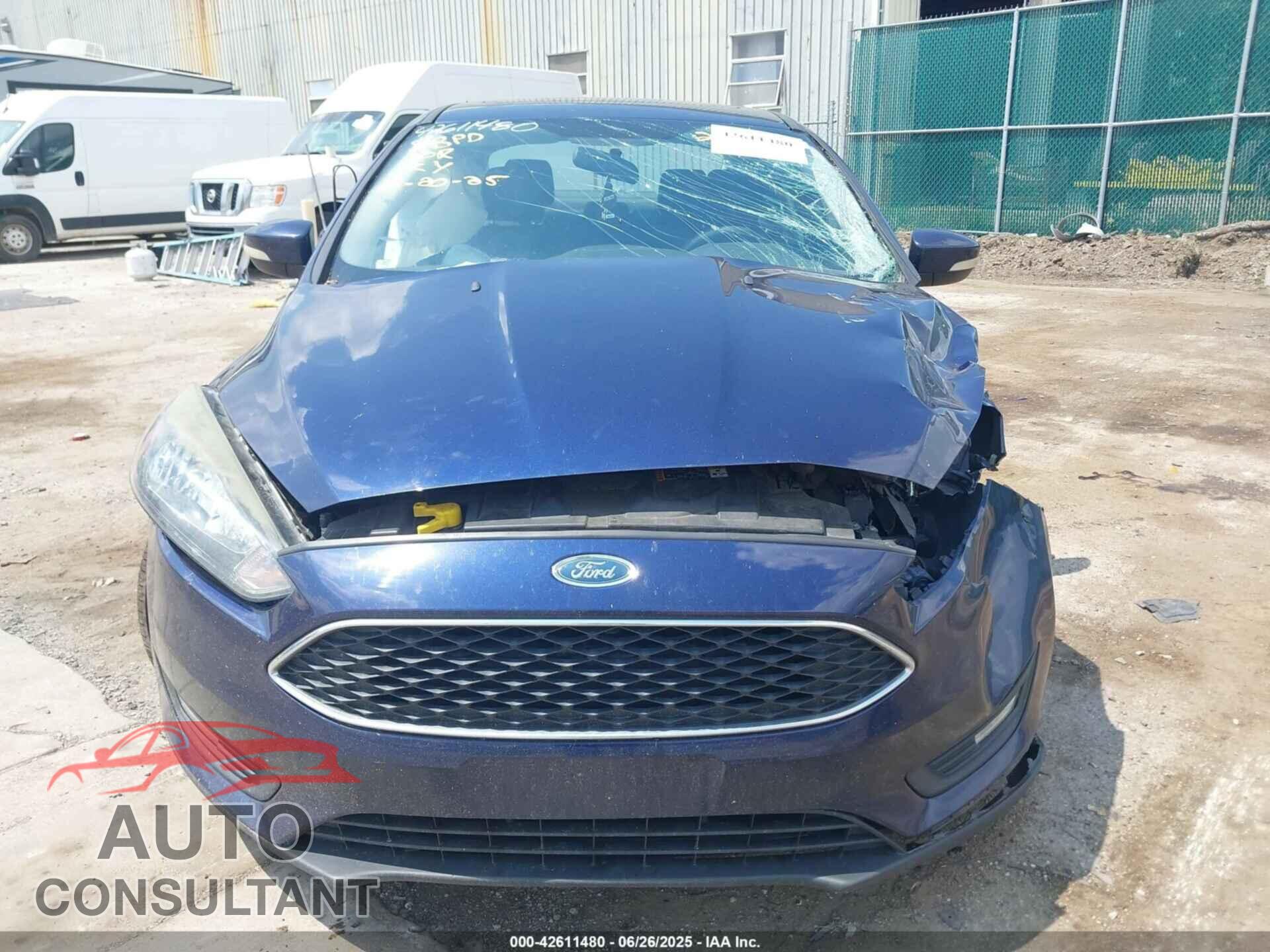FORD FOCUS 2017 - 1FADP3H26HL283248