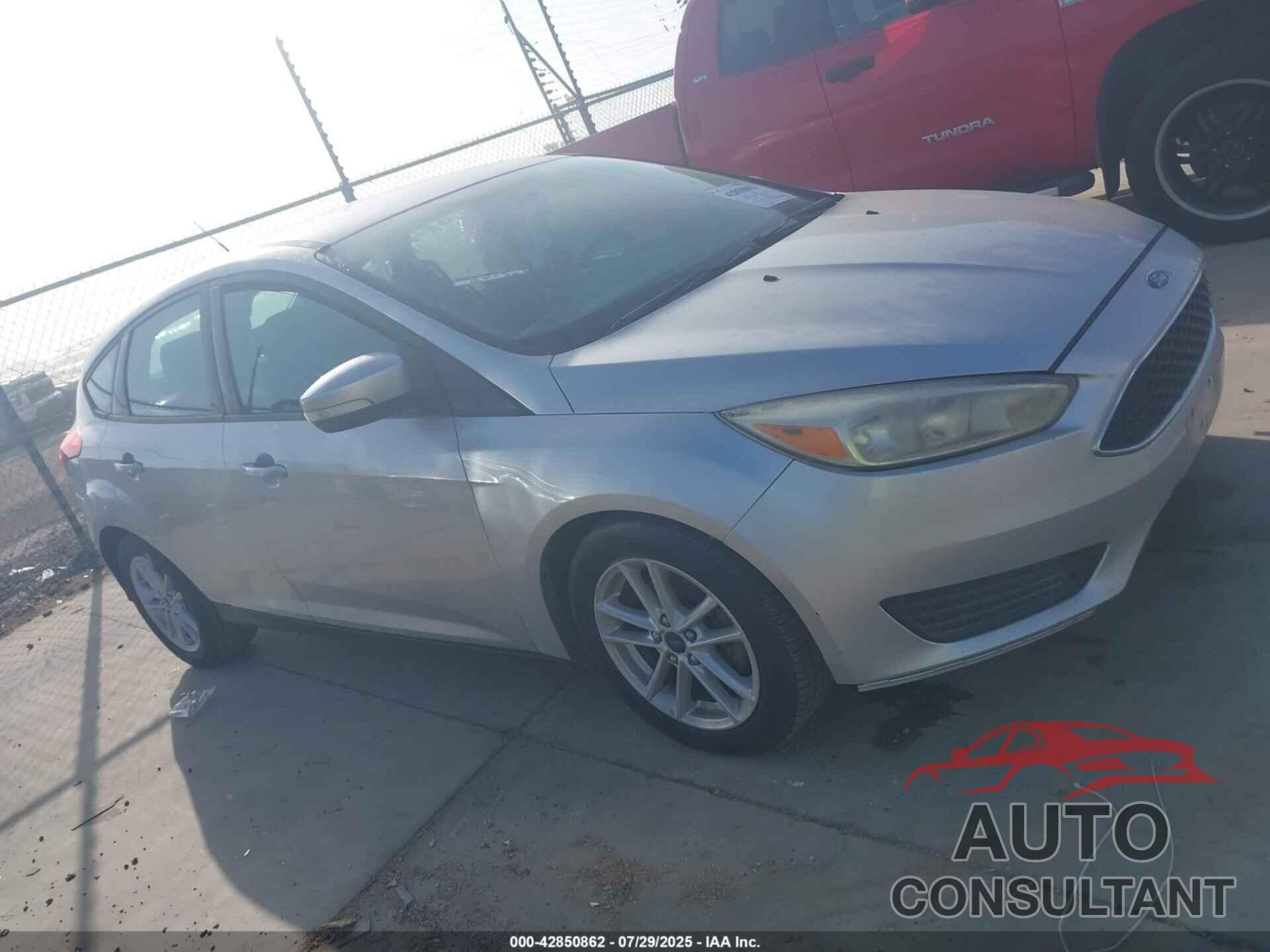 FORD FOCUS 2017 - 1FADP3K24HL247986