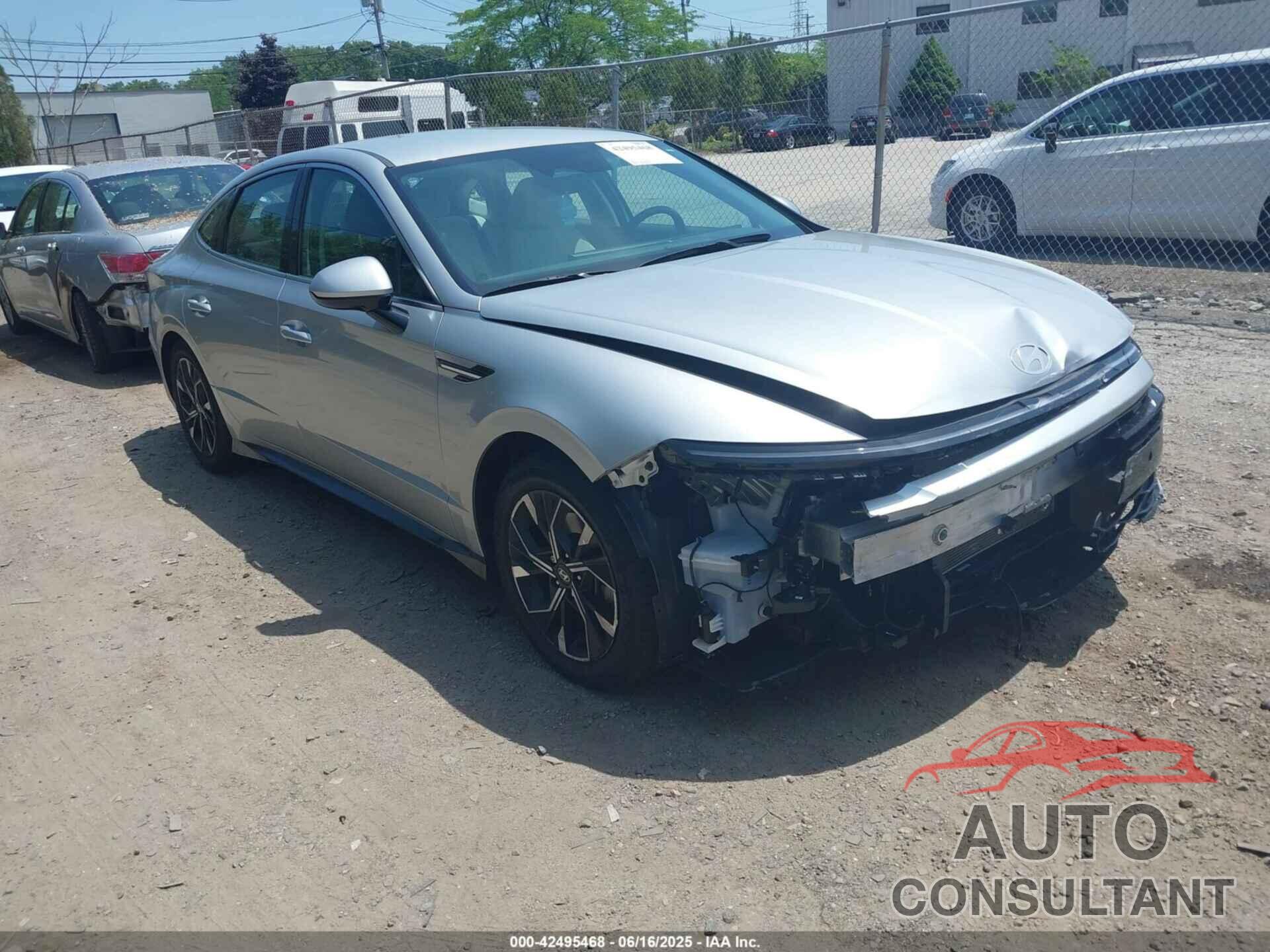HYUNDAI SONATA 2024 - KMHL64JA9RA409255