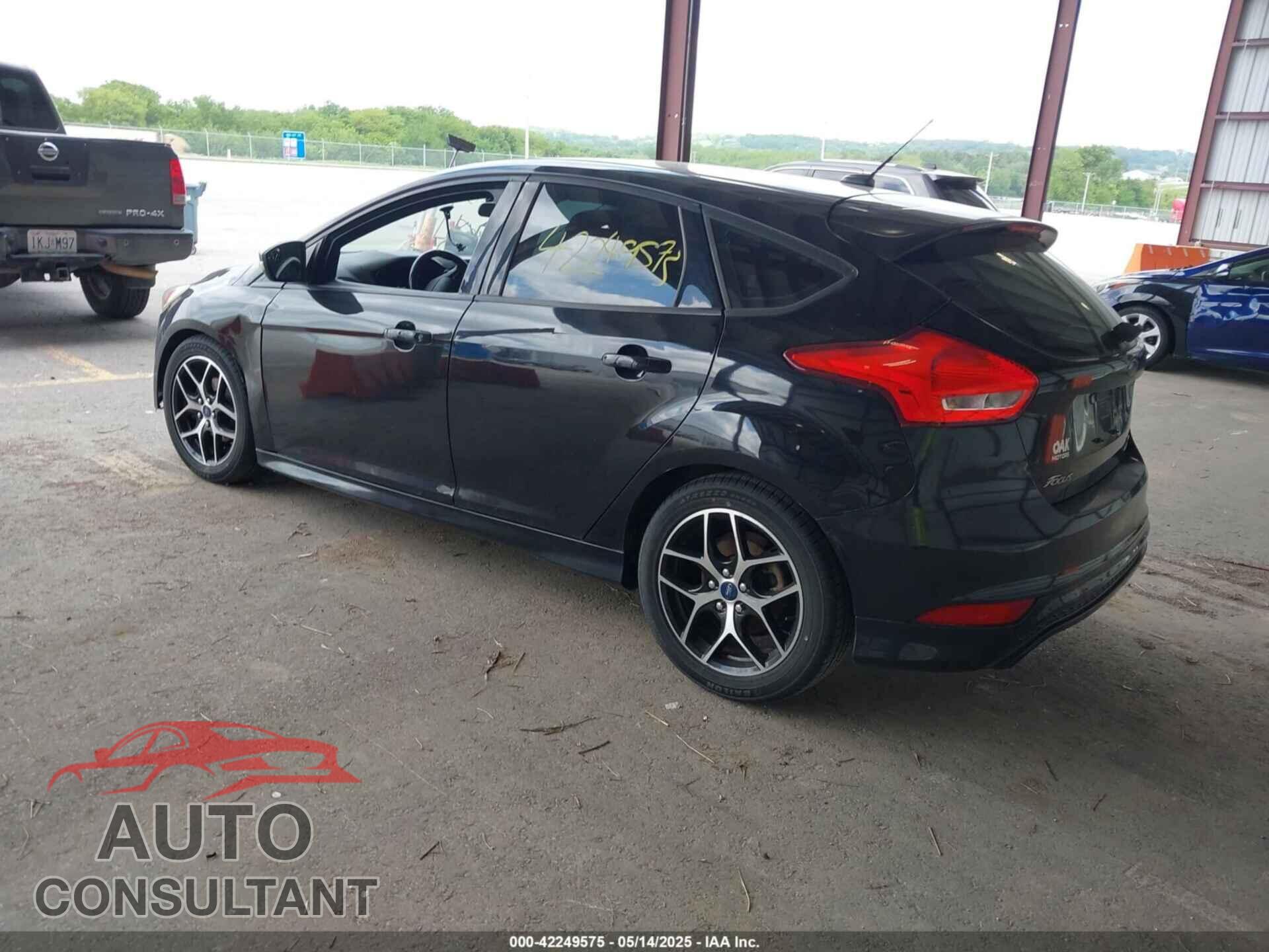 FORD FOCUS 2016 - 1FADP3K29GL210933