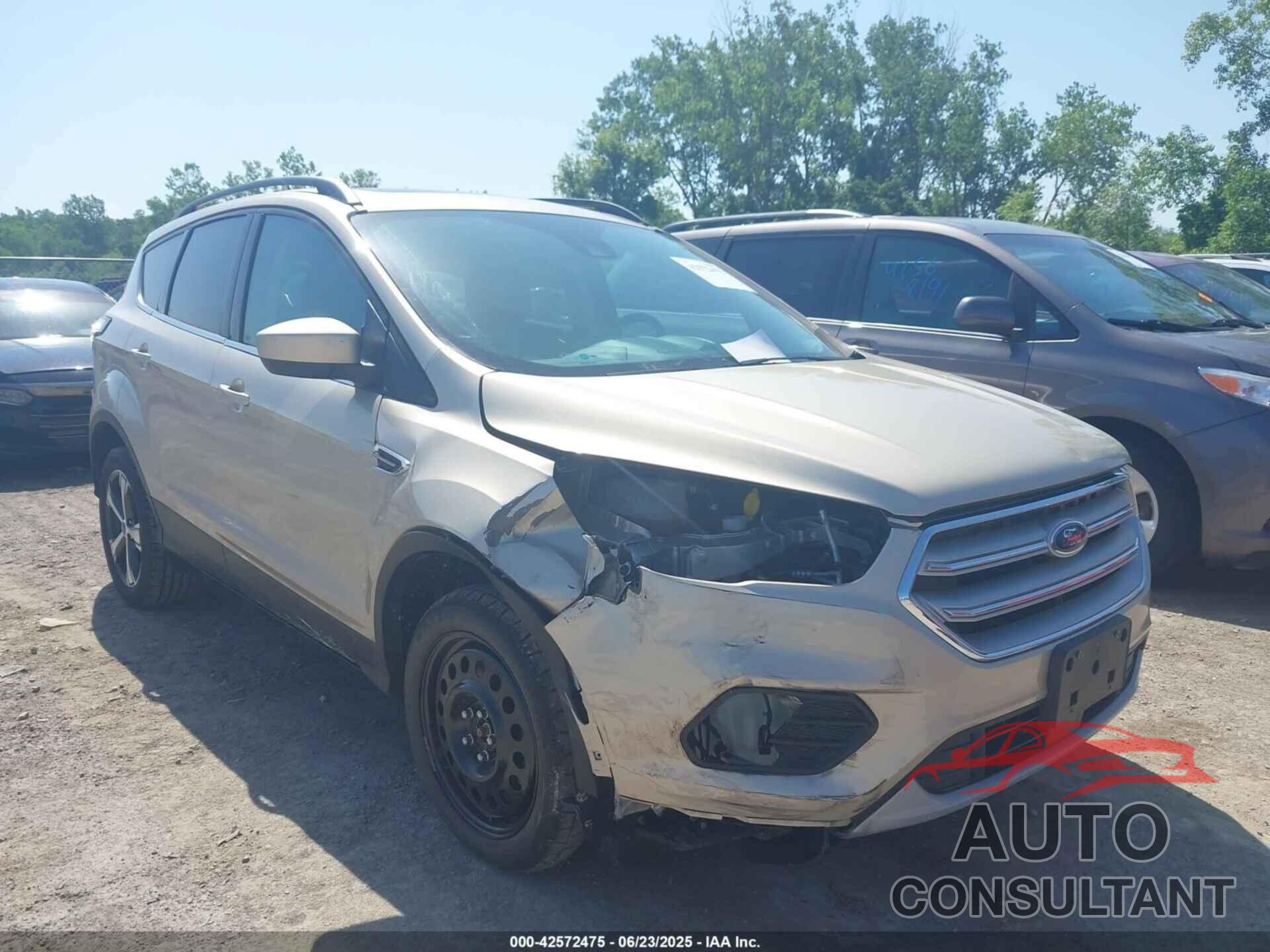 FORD ESCAPE 2018 - 1FMCU9HD2JUA19233