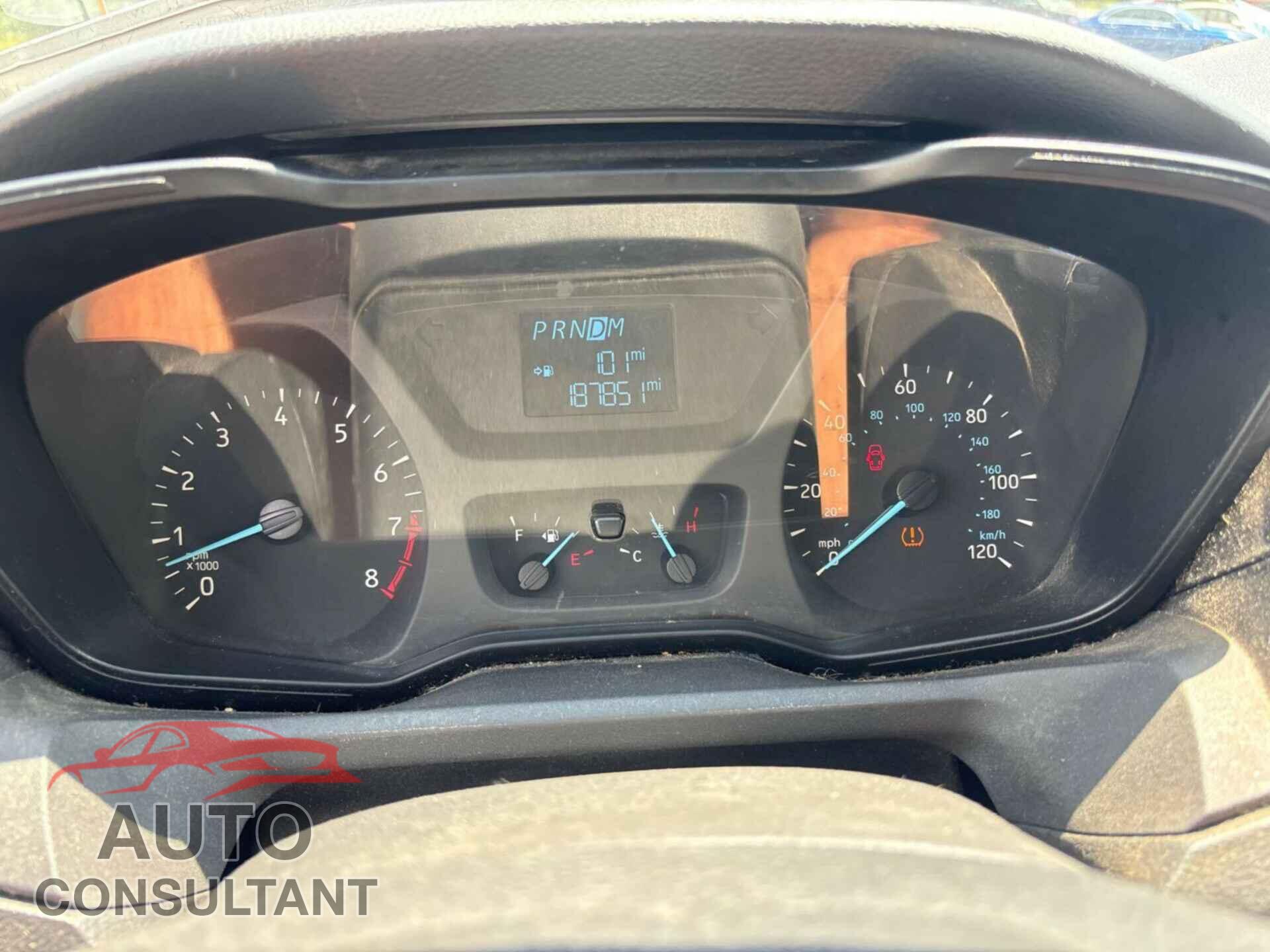 FORD TRANSIT 2015 - 1FTNE1YM7FKB00999