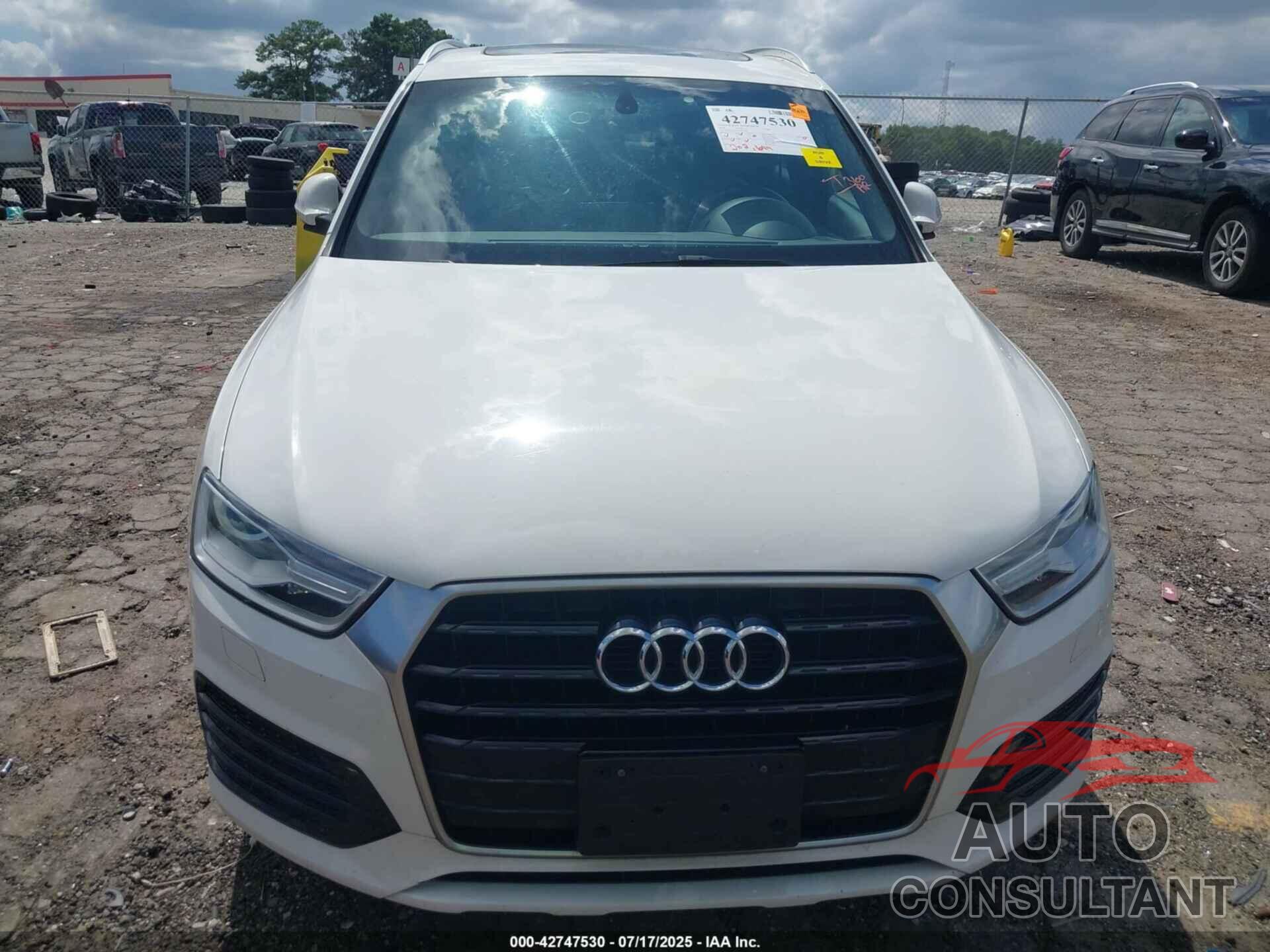 AUDI Q3 2018 - WA1BCCFS1JR012255