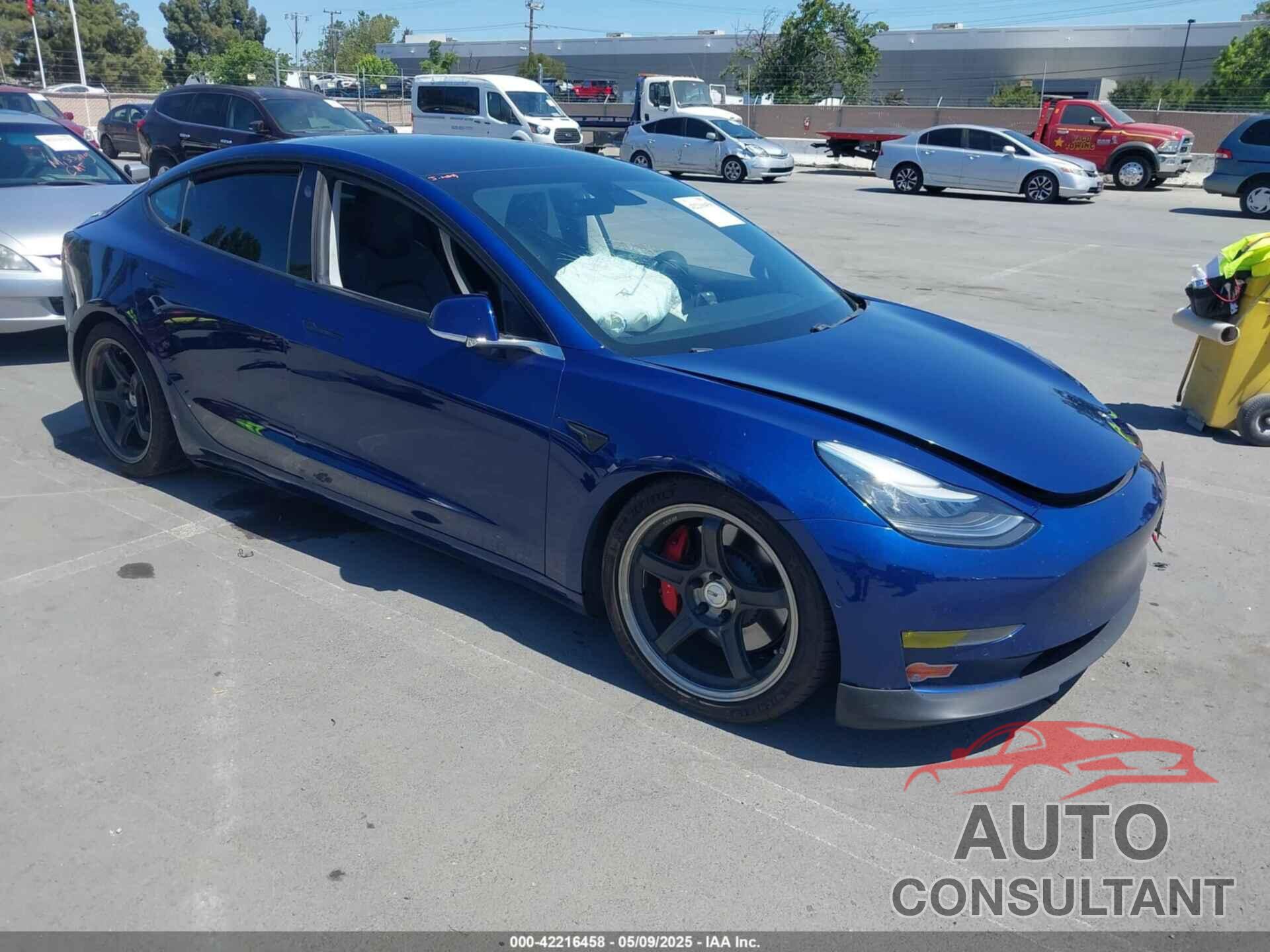 TESLA MODEL 3 2020 - 5YJ3E1EC2LF647030