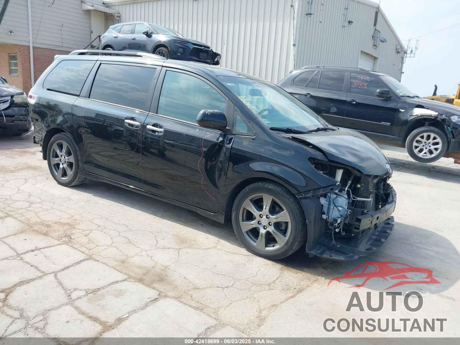 TOYOTA SIENNA 2017 - 5TDXZ3DC4HS840494