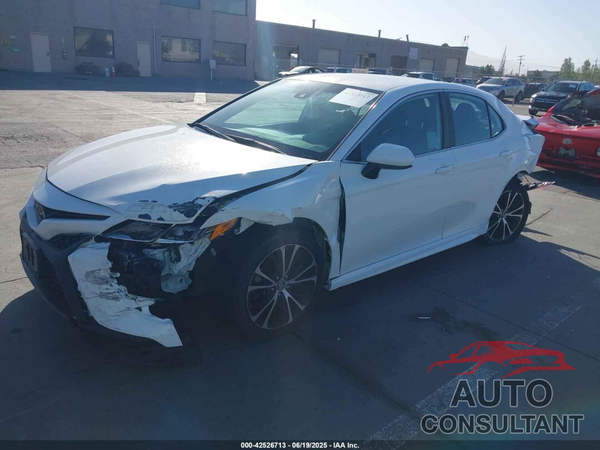 TOYOTA CAMRY 2019 - 4T1B11HK5KU779209