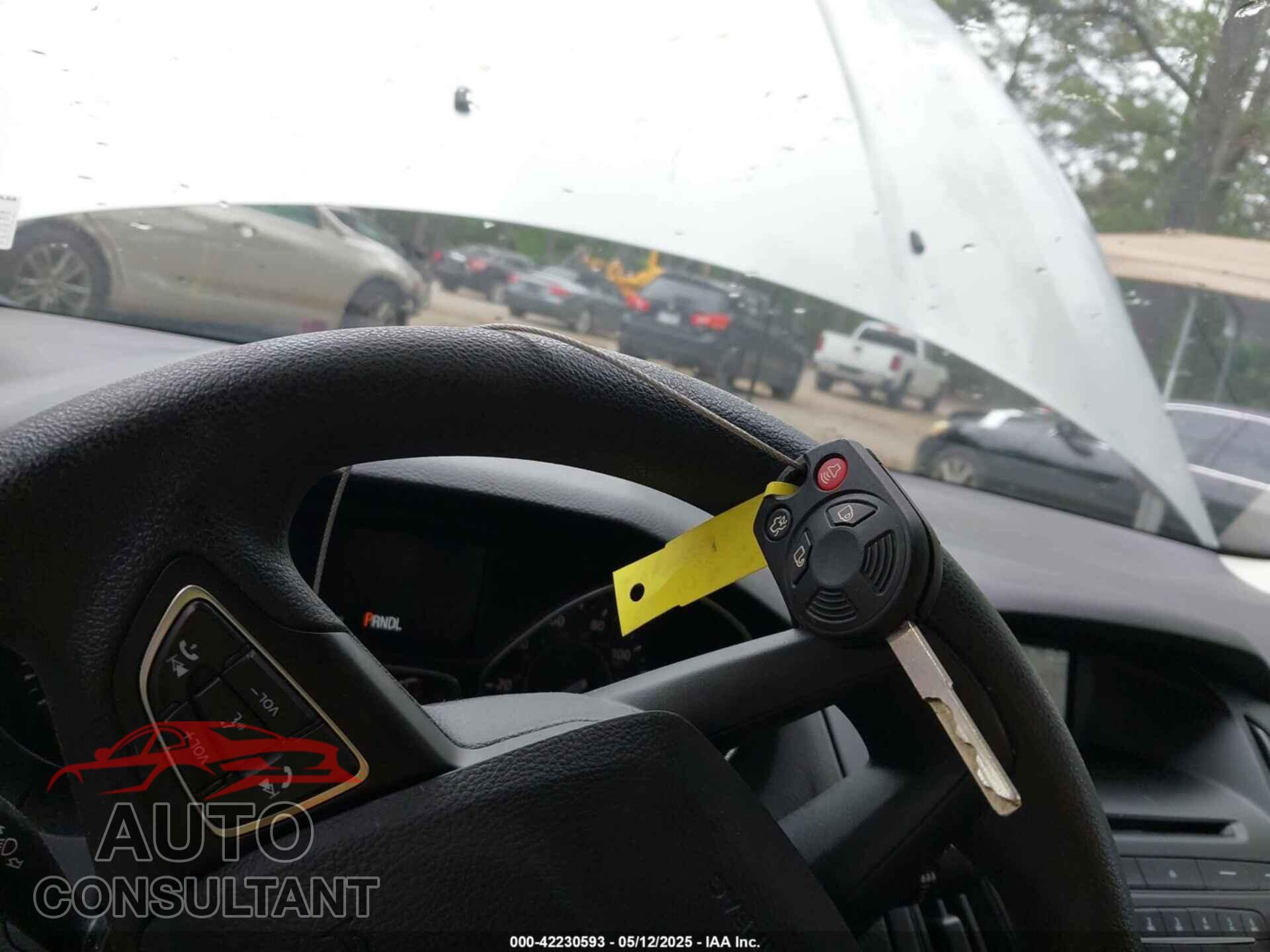 FORD FOCUS 2017 - 1FADP3F2XHL320174