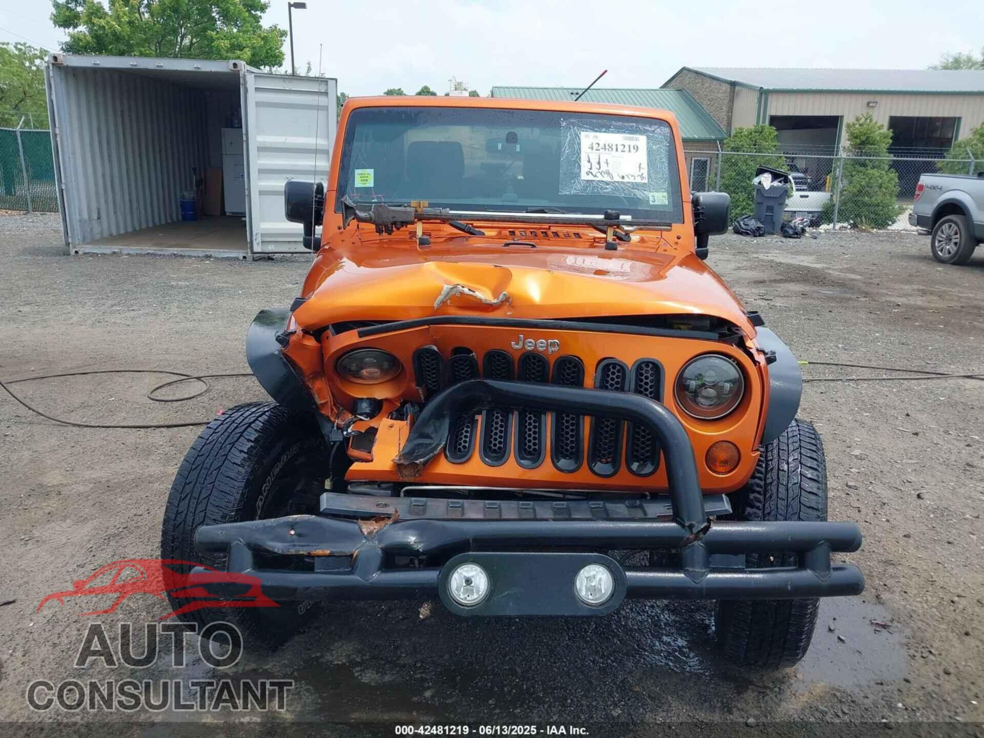 JEEP WRANGLER 2011 - 1J4AA2D12BL559626