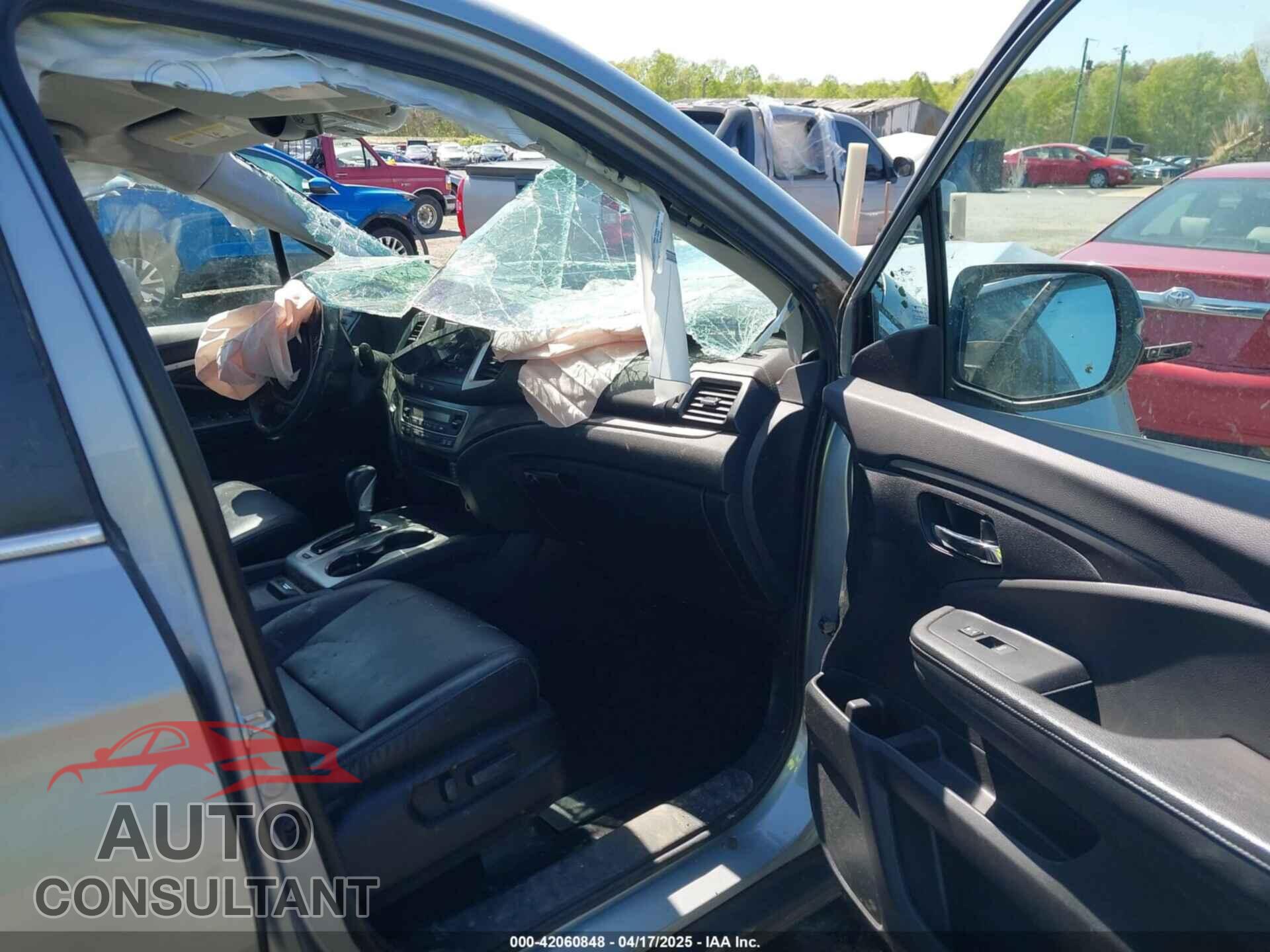 HONDA RIDGELINE 2017 - 5FPYK3F53HB007790