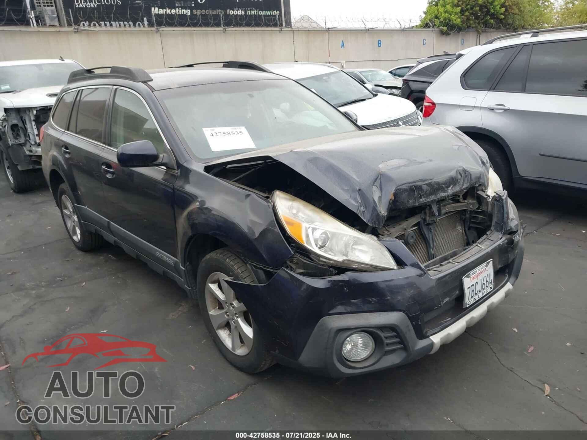 SUBARU OUTBACK 2013 - 4S4BRBLC3D3318940