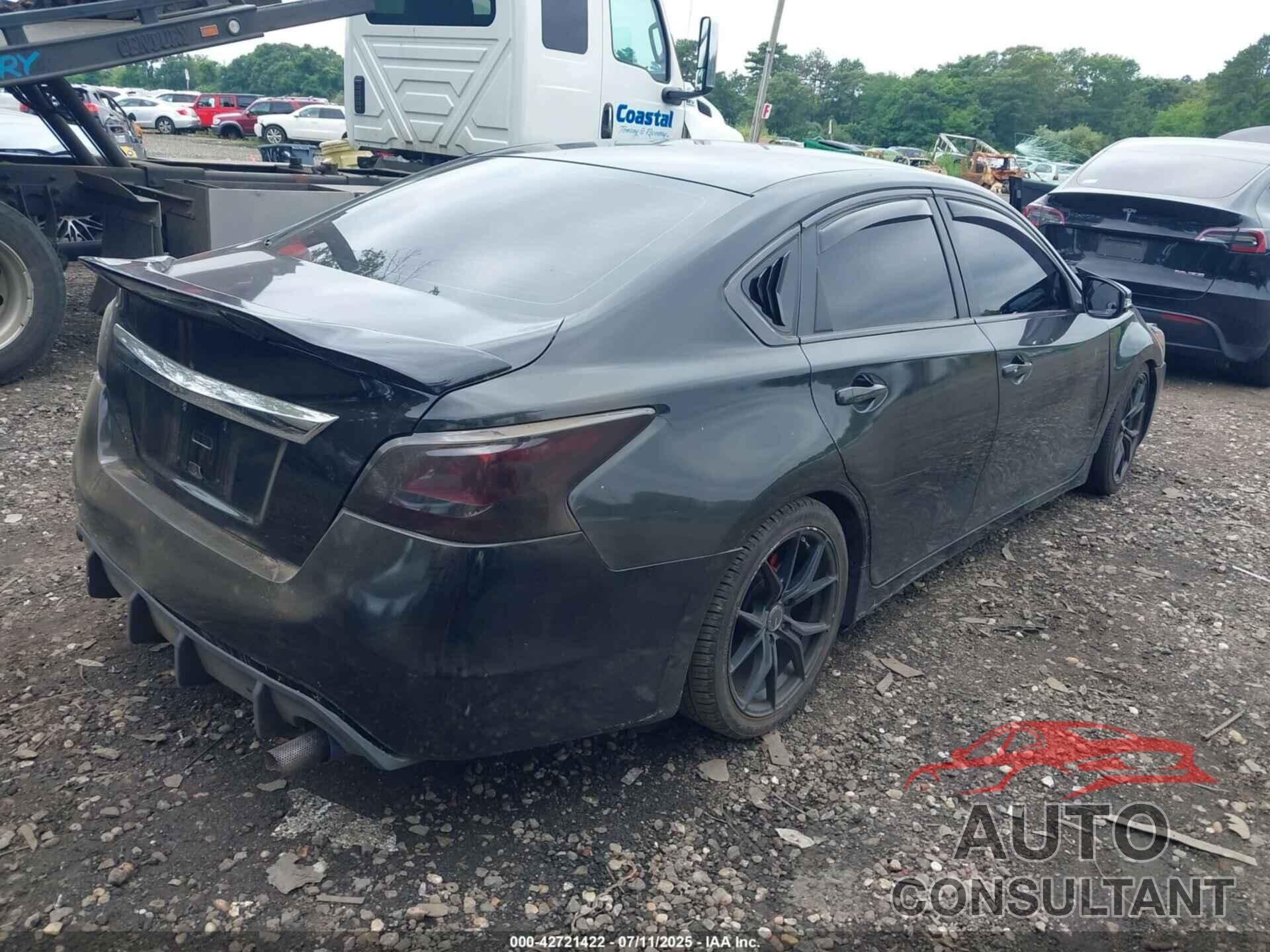 NISSAN ALTIMA 2013 - 1N4AL3AP9DC274879