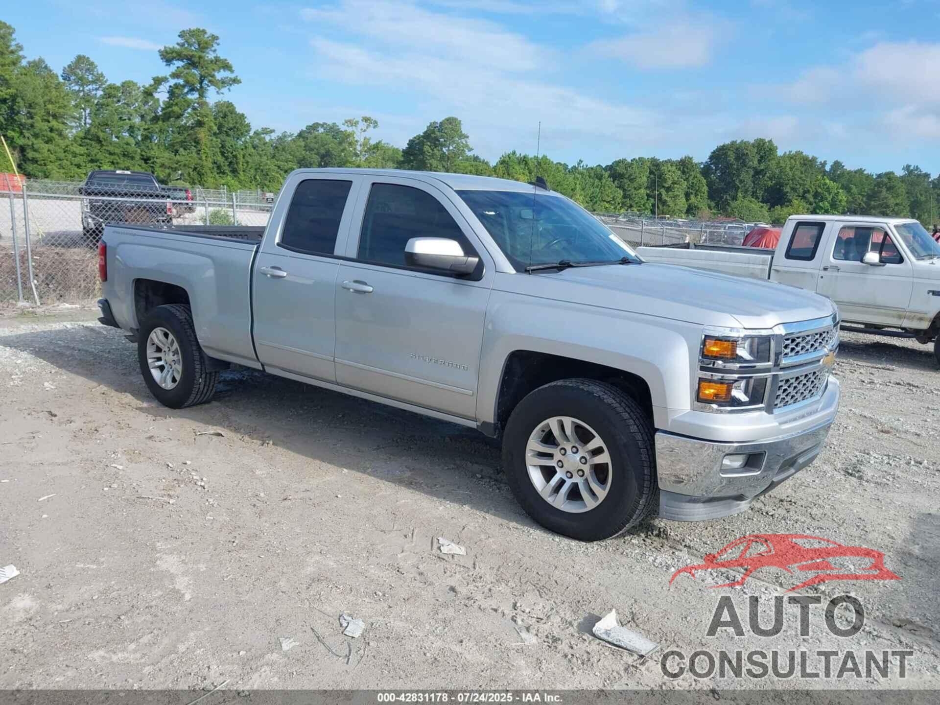 CHEVROLET SILVERADO 1500 2015 - 1GCRCREC4FZ380888