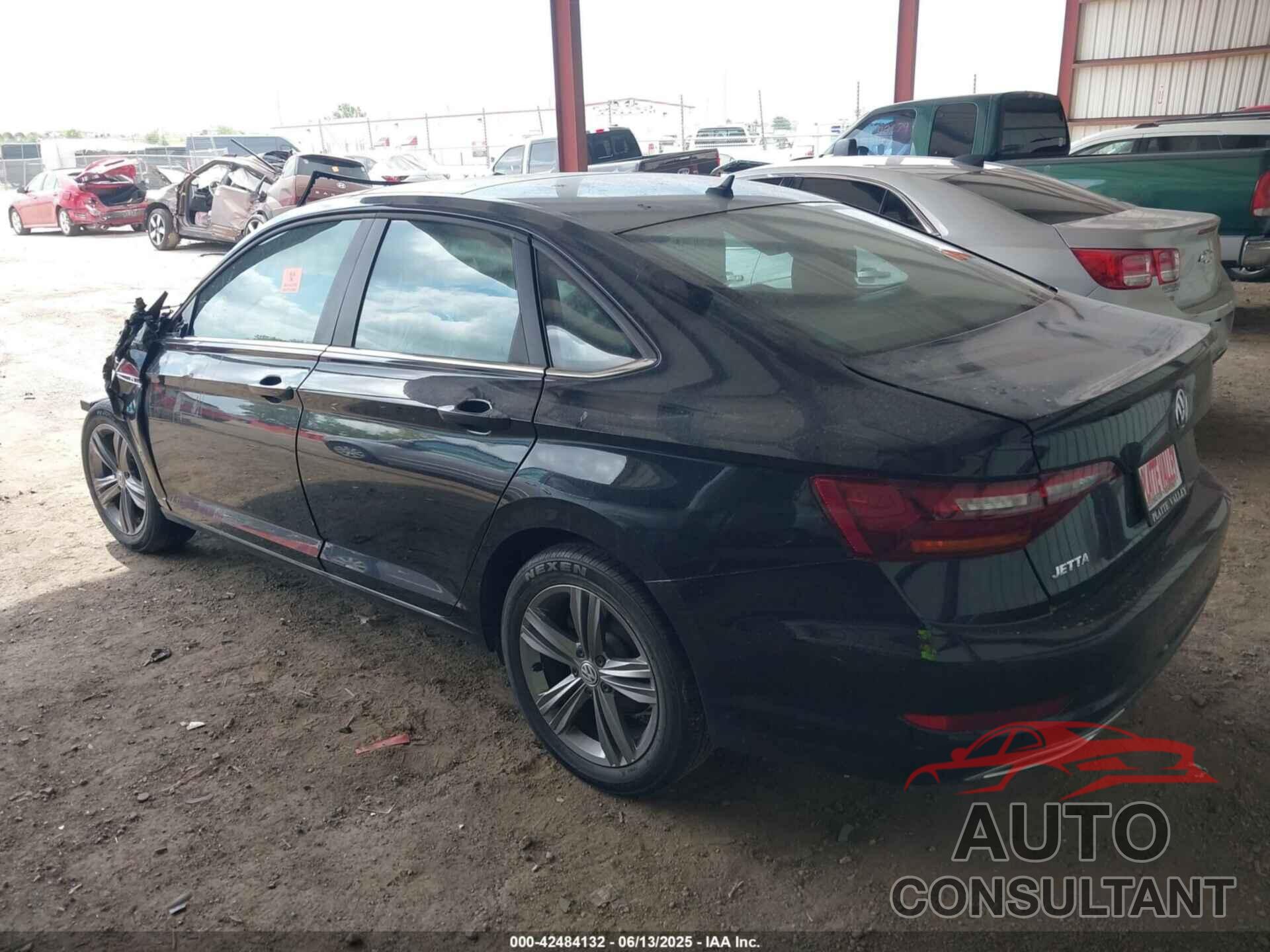 VOLKSWAGEN JETTA 2019 - 3VWCB7BU1KM254068