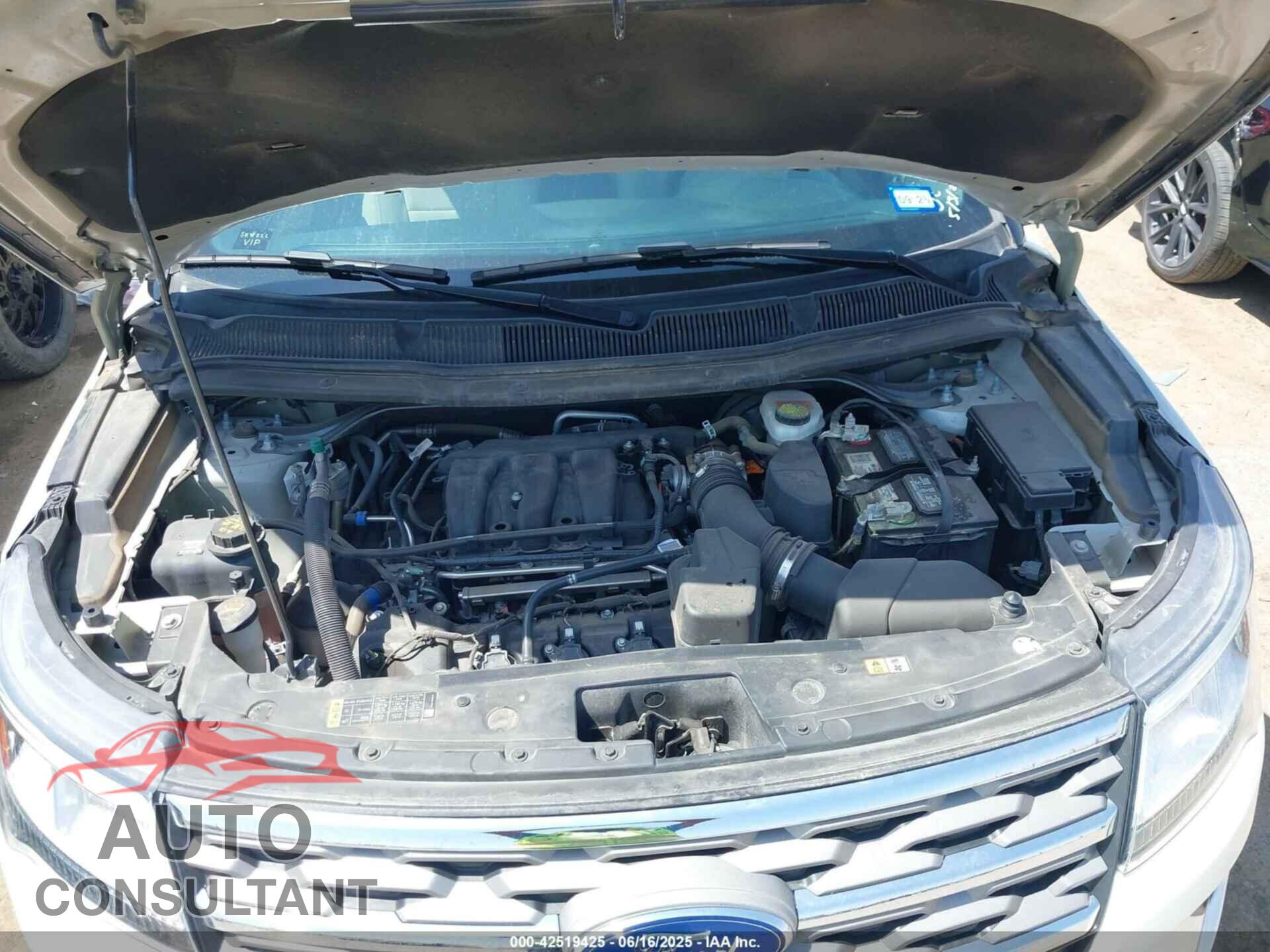 FORD EXPLORER 2018 - 1FM5K7D80JGB55452