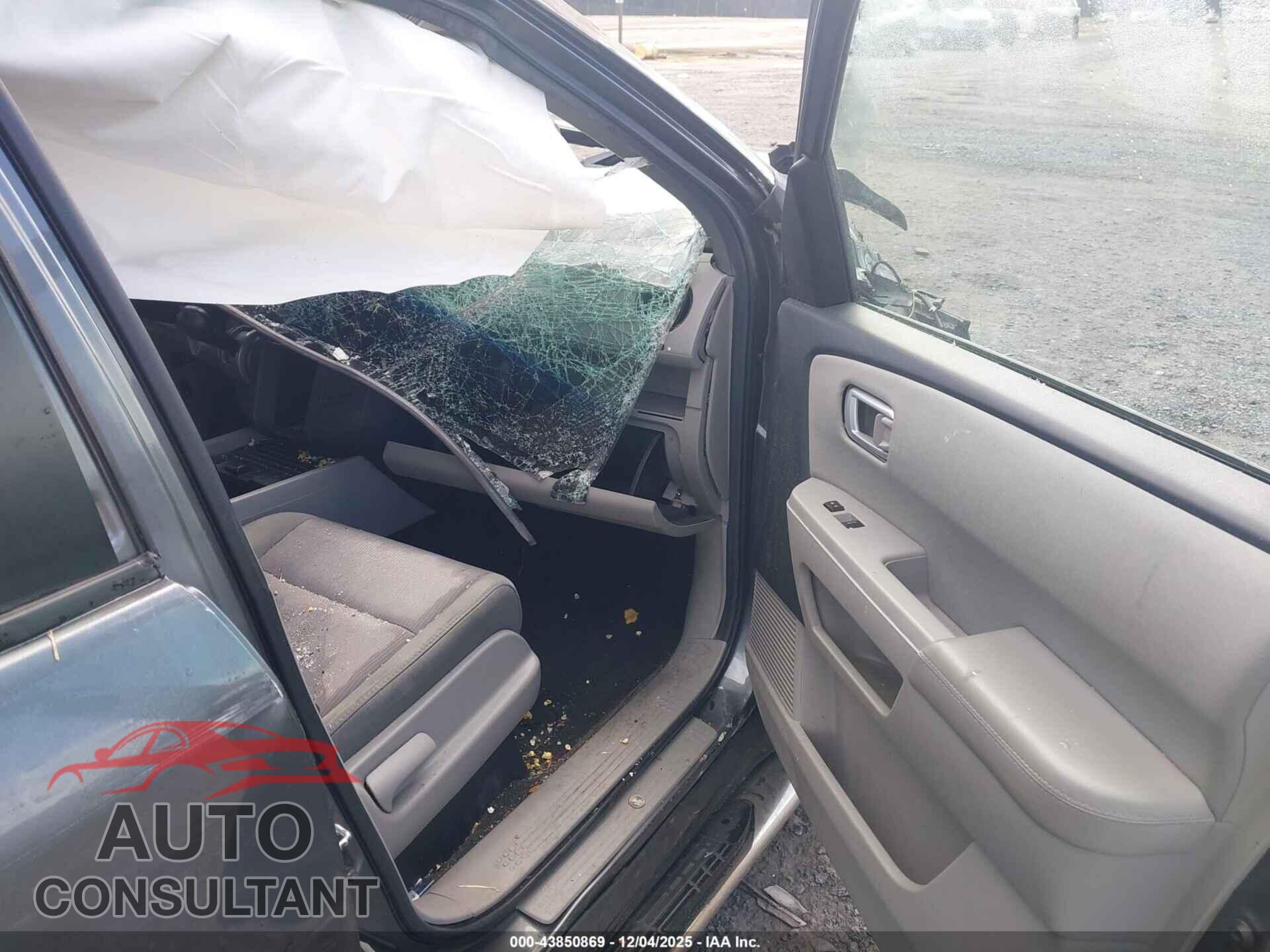 HONDA PILOT 2012 - 5FNYF4H46CB022395